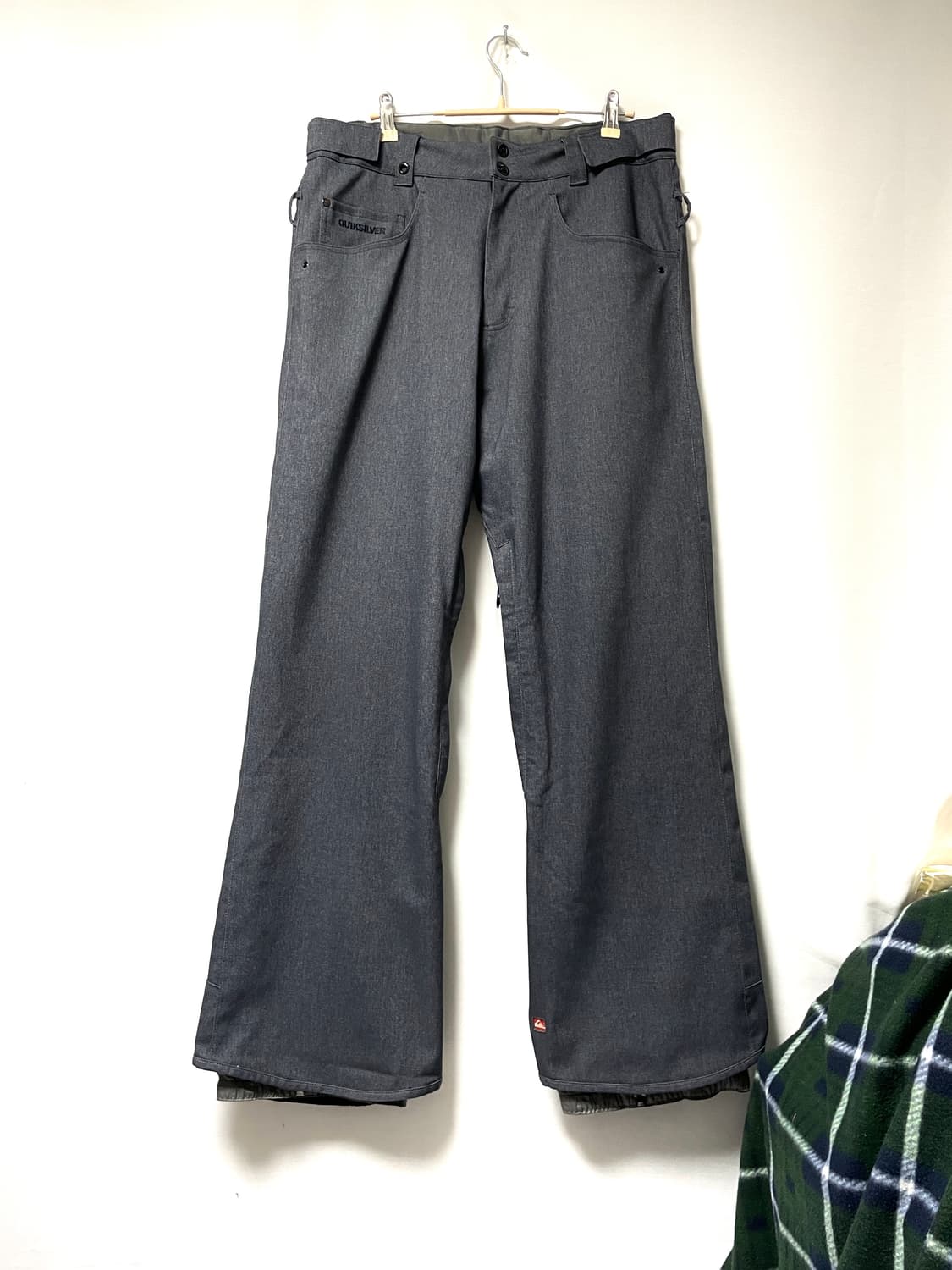 퀵실버 Quiksilver 남성 스키바지 보드복 겨울 방한팬츠 _ 차콜 상품이미지1