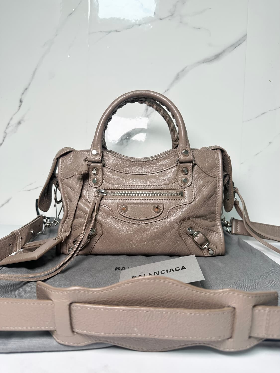 [SA급 정품] 발렌시아가 시티 모터백 미니 베이지브라운 상품이미지6