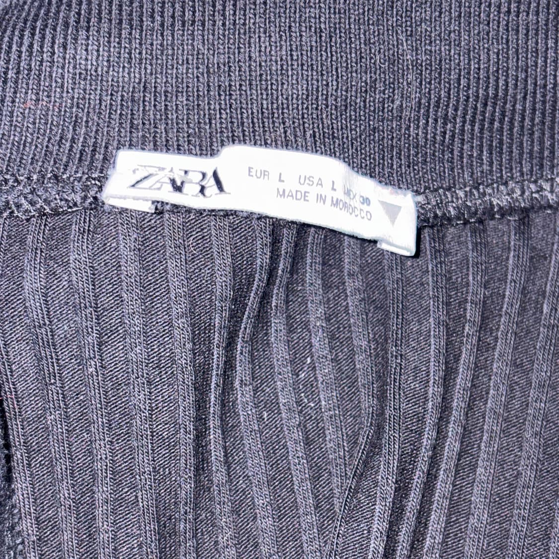 자라 블랙 반팔 니트 셔츠 상품이미지2