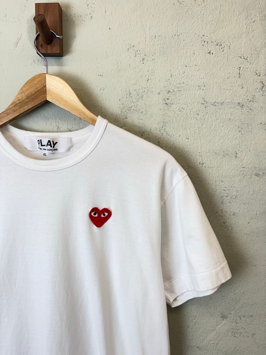 꼼데가르송 플레이 하트 와펜 화이트 반팔티 상품이미지2