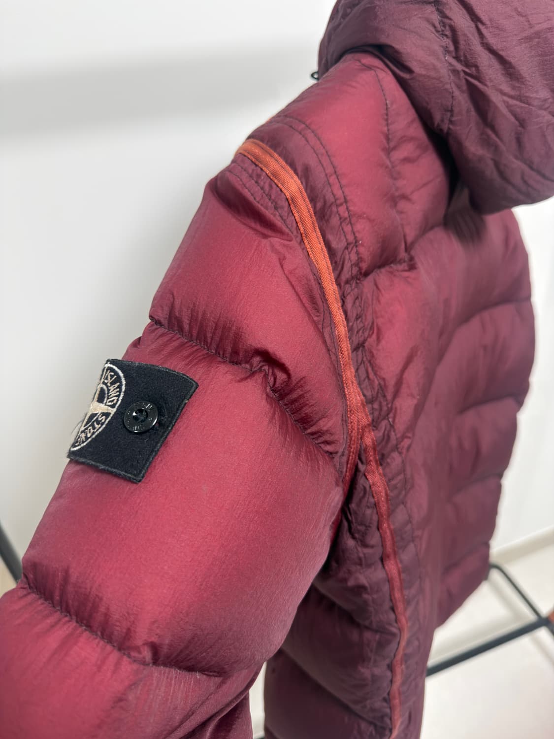 [초레어, 백화점판] 00‘s 스톤아일랜드 심리스 패딩 버건디 와인 L 상품이미지5