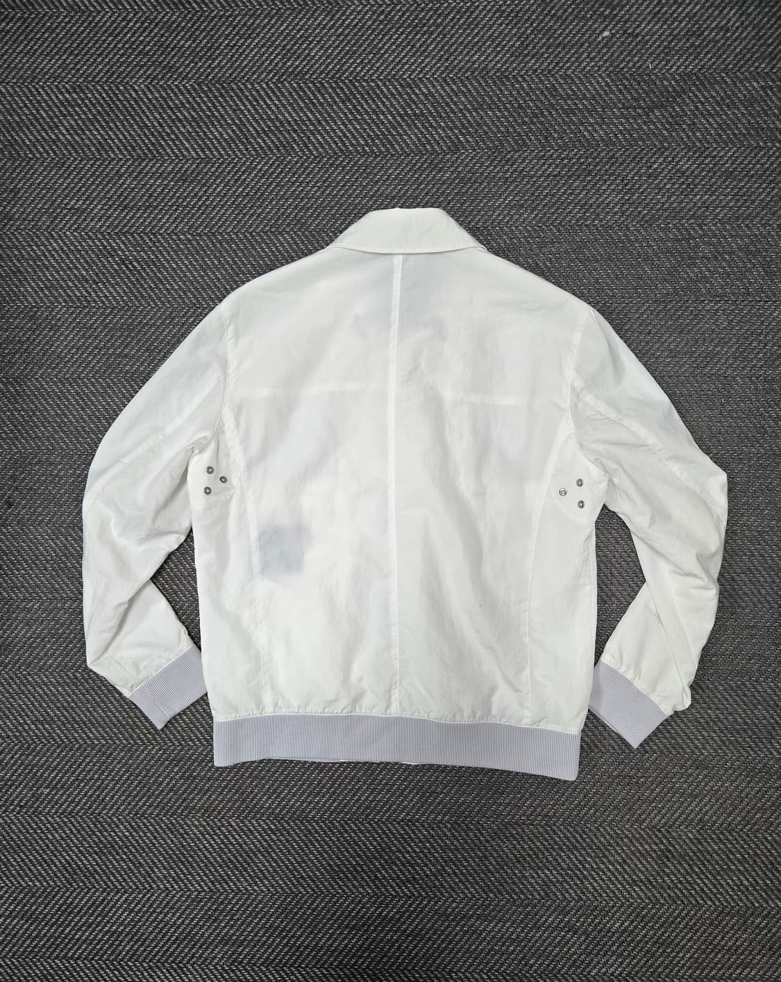 갤럭시 23ss 점퍼 화이트 봄버 자켓 상품이미지2