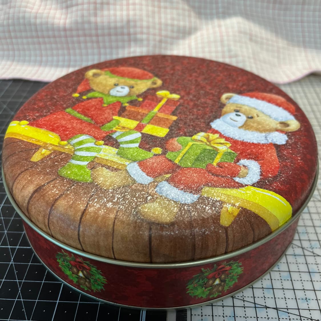 홍콩 제니 베이커리 크리스마스 한정 틴케이스 (원형 쿠키 보관함 성탄절 상품이미지4