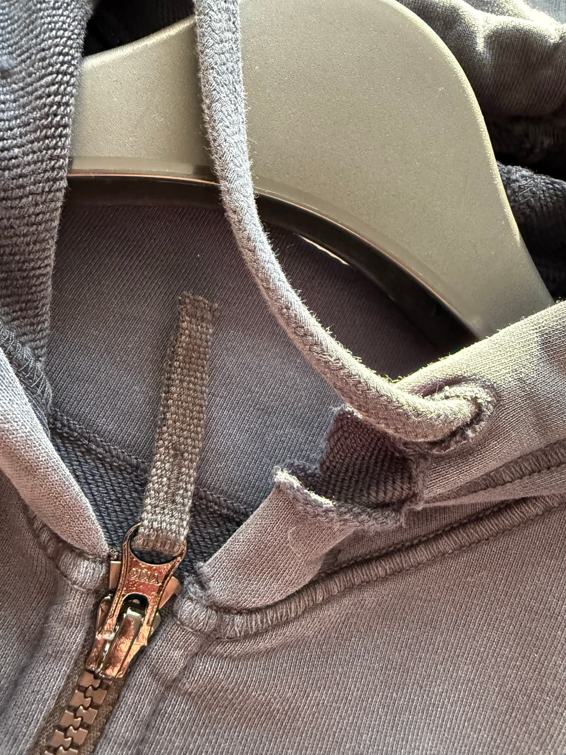 스톤아일랜드 22ss 후드집업 M 네이비블루 상품이미지2