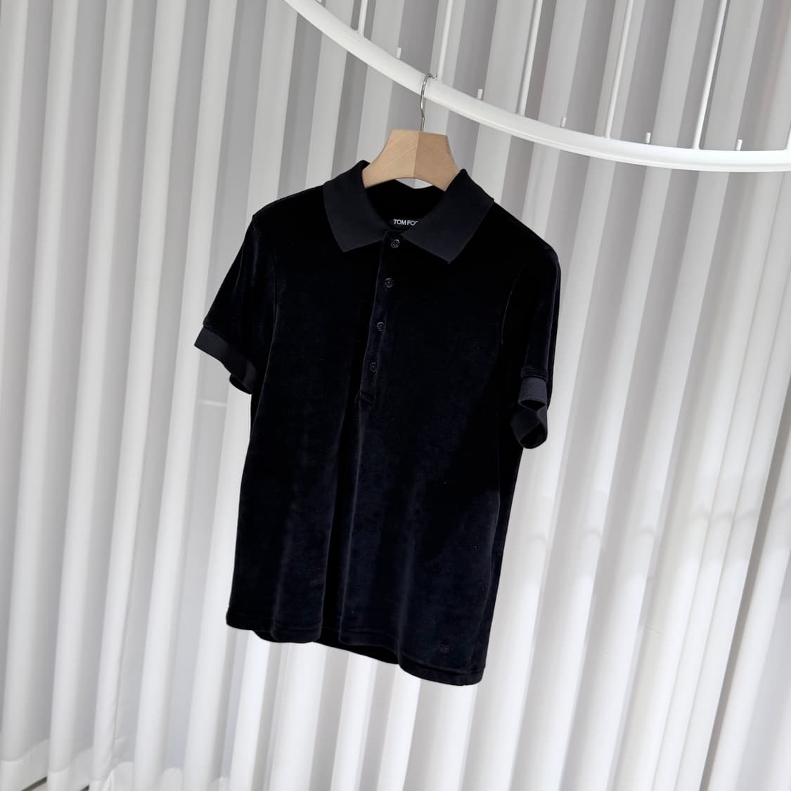 (A+/48) / 톰포드 블랙 벨벳 벨루어 폴로 반팔 티셔츠 상품이미지2