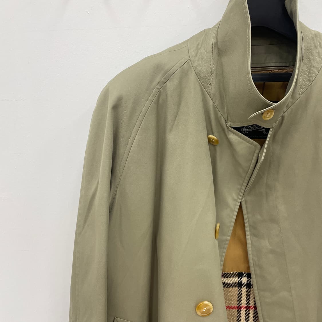 버버리 래글런 코트 상품이미지3