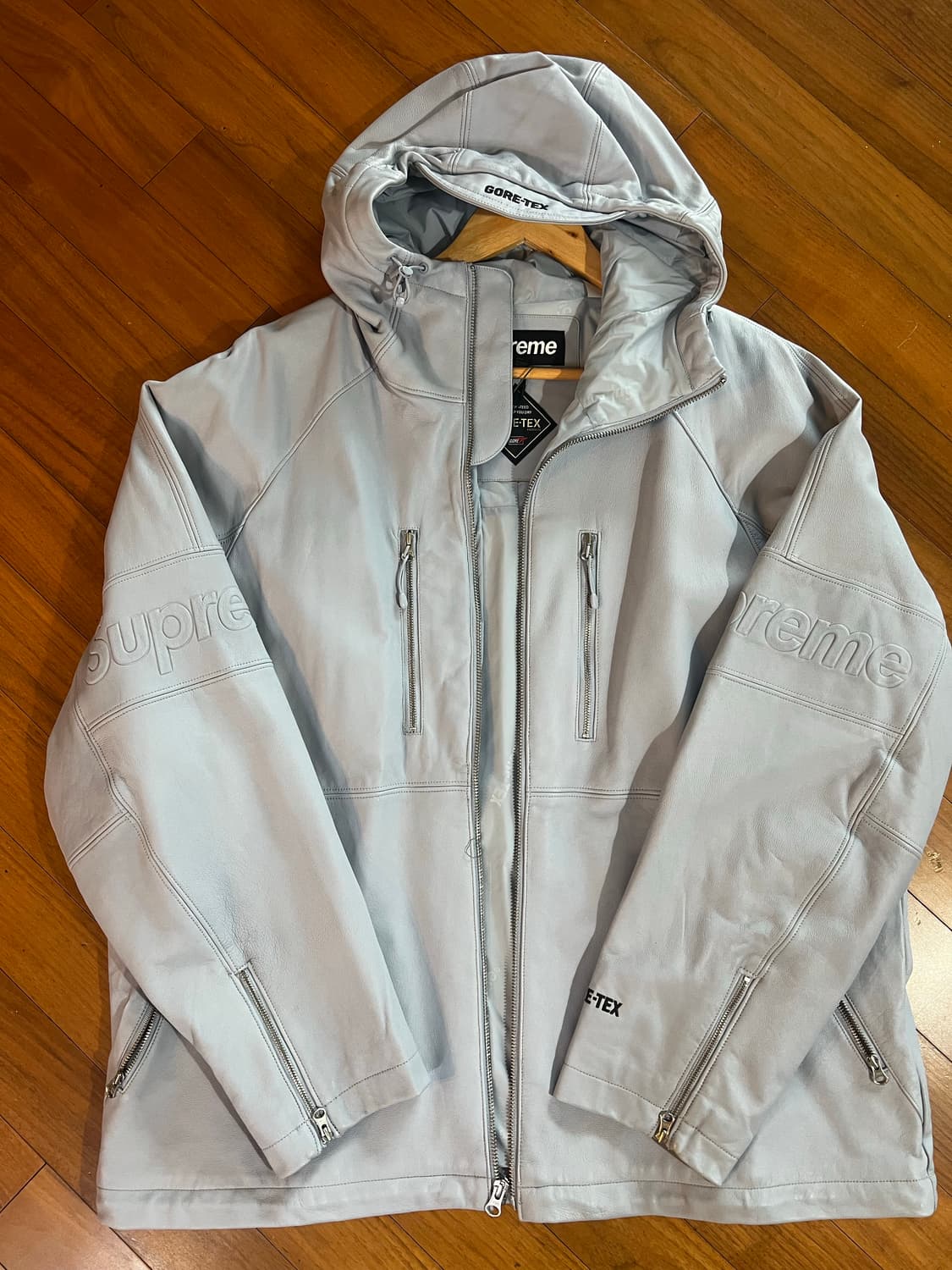 22ss 슈프림 양가죽 고어텍스 자켓 상품이미지1