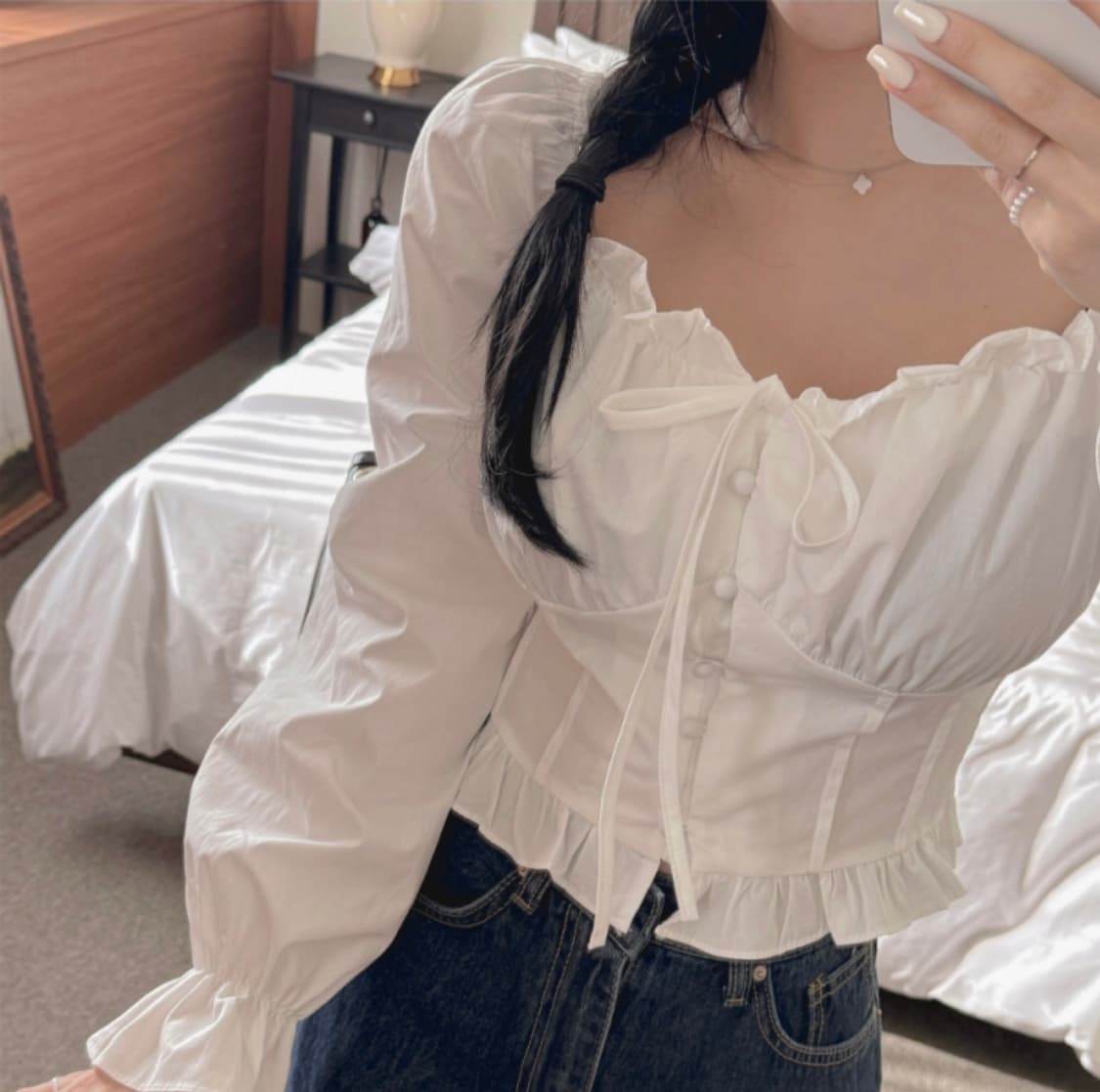 화이트 스퀘어넥 셔링 블라우스 상품이미지2