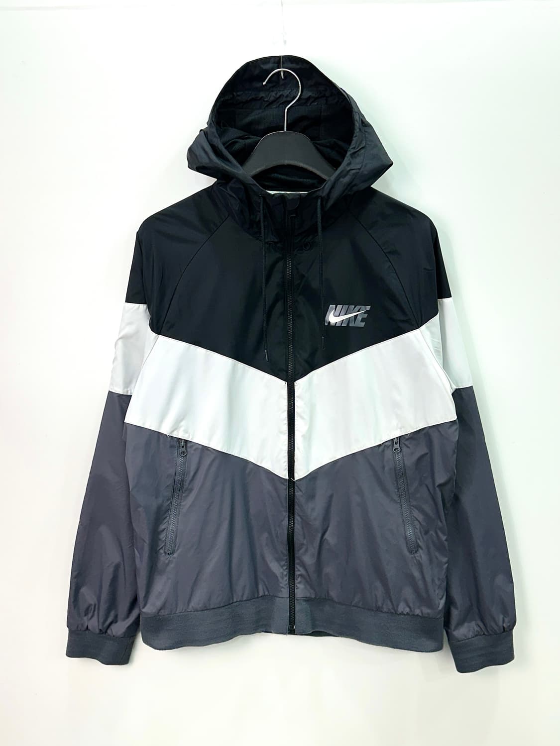 나이키 우먼스 윈드러너 바람막이 L 상품이미지1