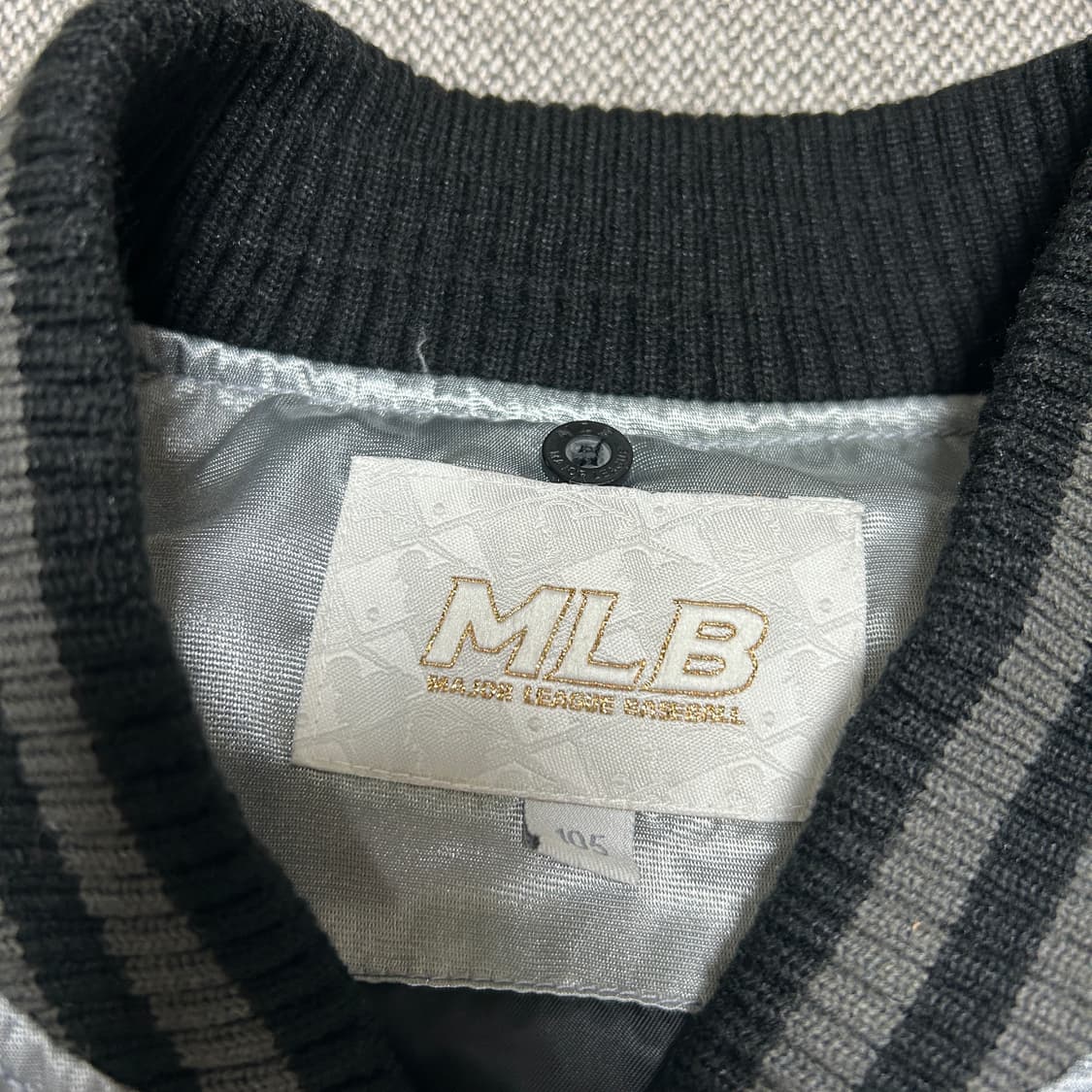 MLB 양키즈 덕다운 실버 스타디움 바시티자켓(105) 상품이미지2