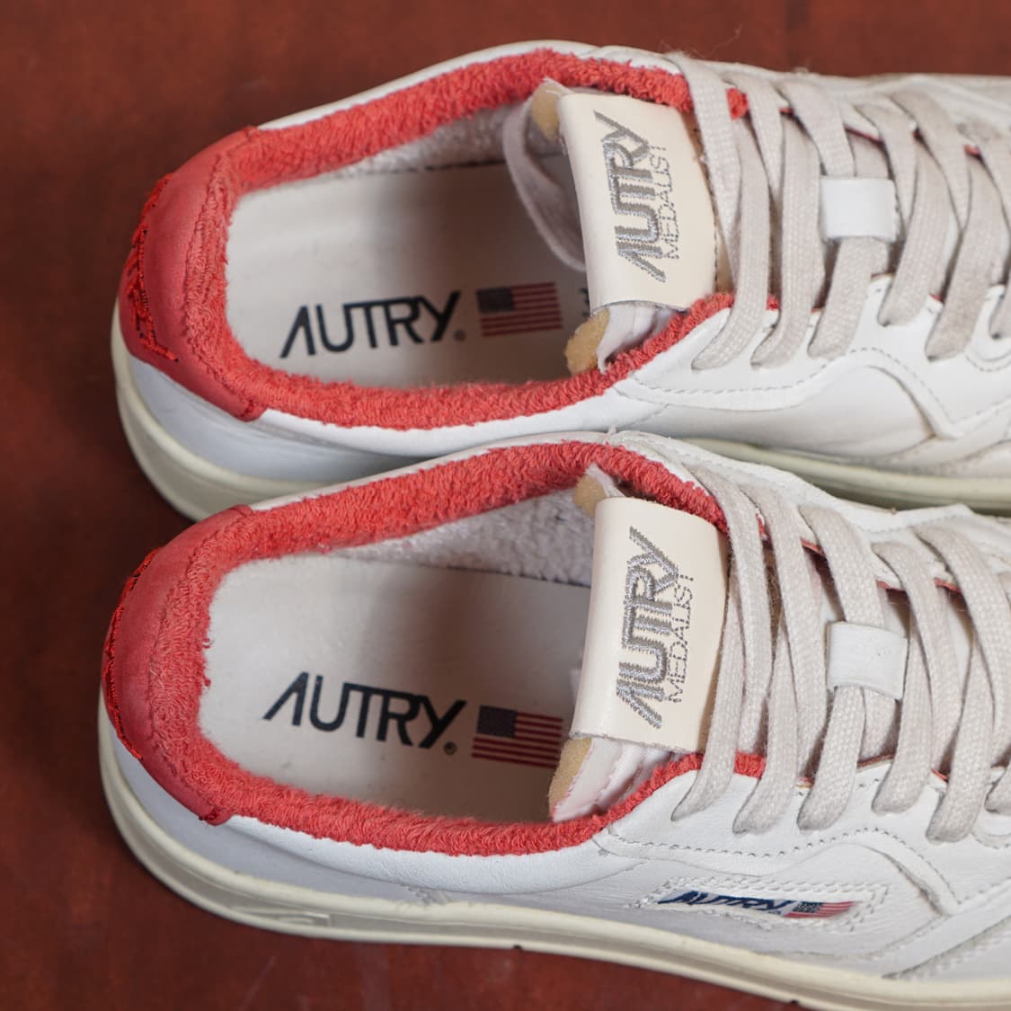 오트리 메달리스트 레더 스니커즈 상품이미지5