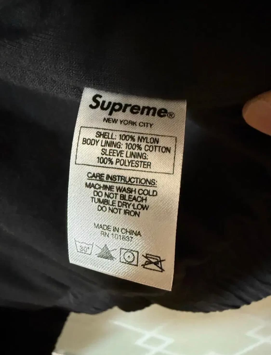 [M] 슈프림 17fw 파이핑 트랙 자켓 블랙 상품이미지2