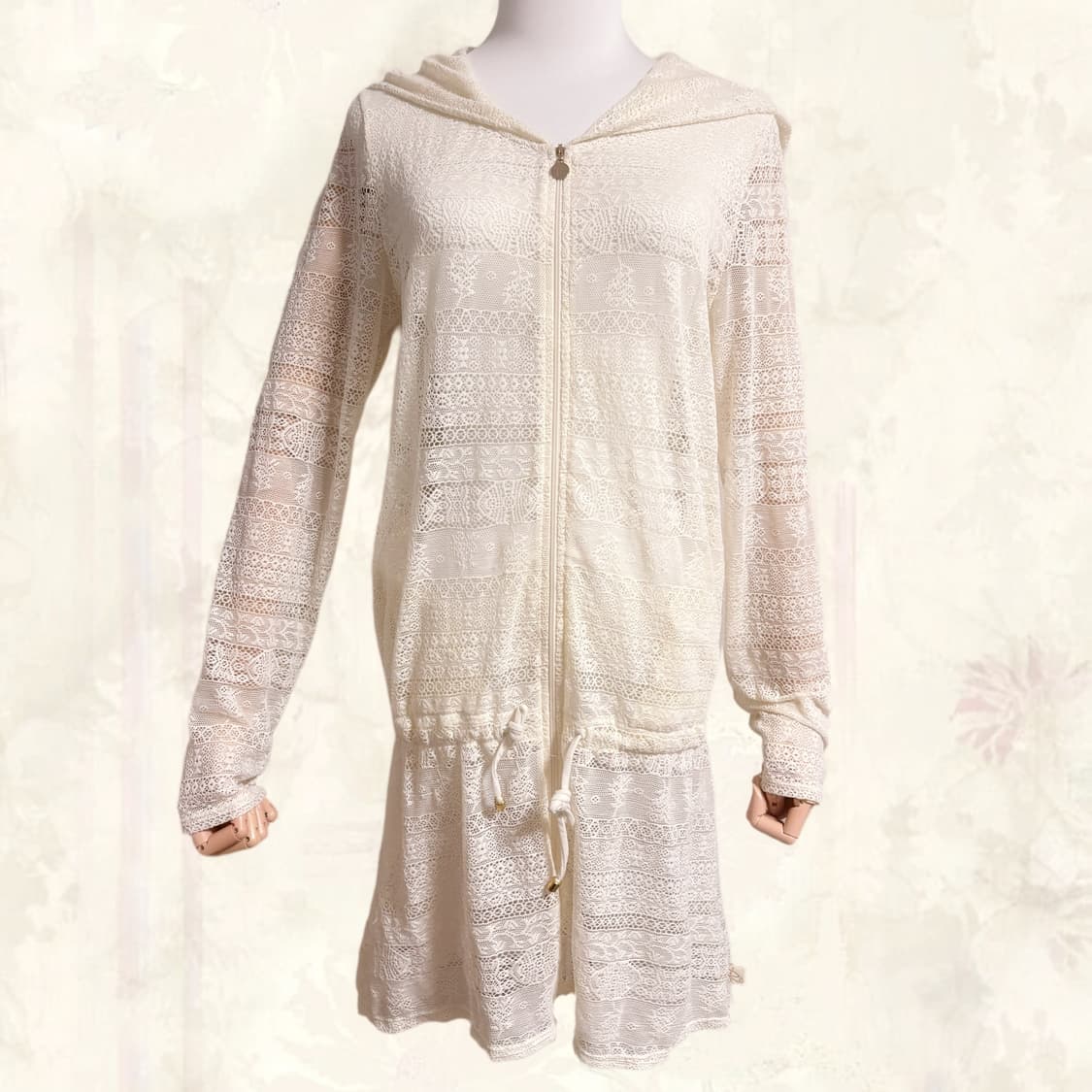 (이체시에눌) 일본 화이트 모리 크로셰 디테일 허리 끈 조절 후드 집업  상품이미지1