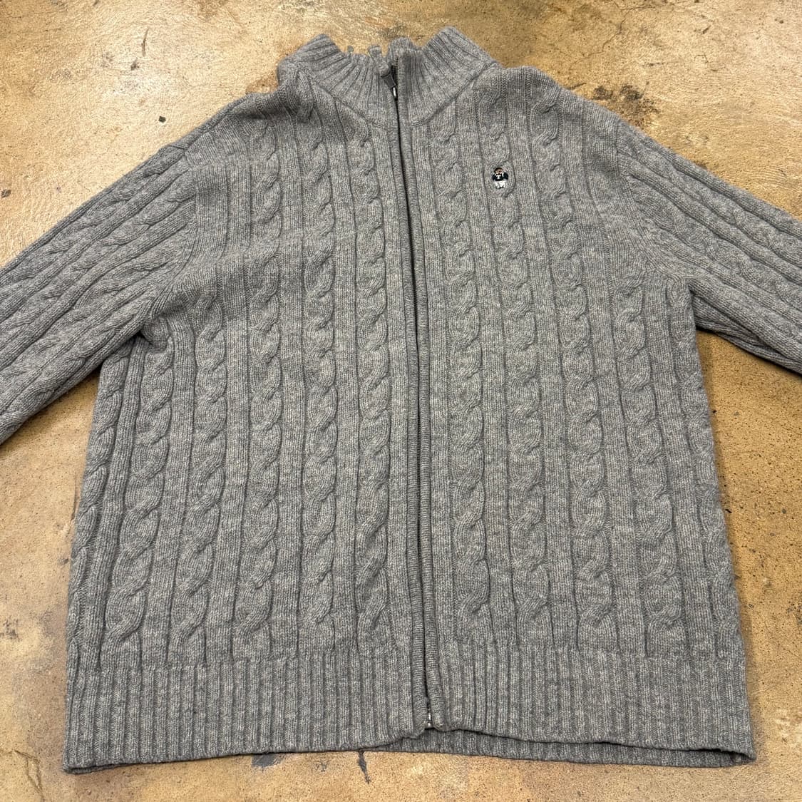 티니위니 그레이 꽈배기 니트 집업  상품이미지3