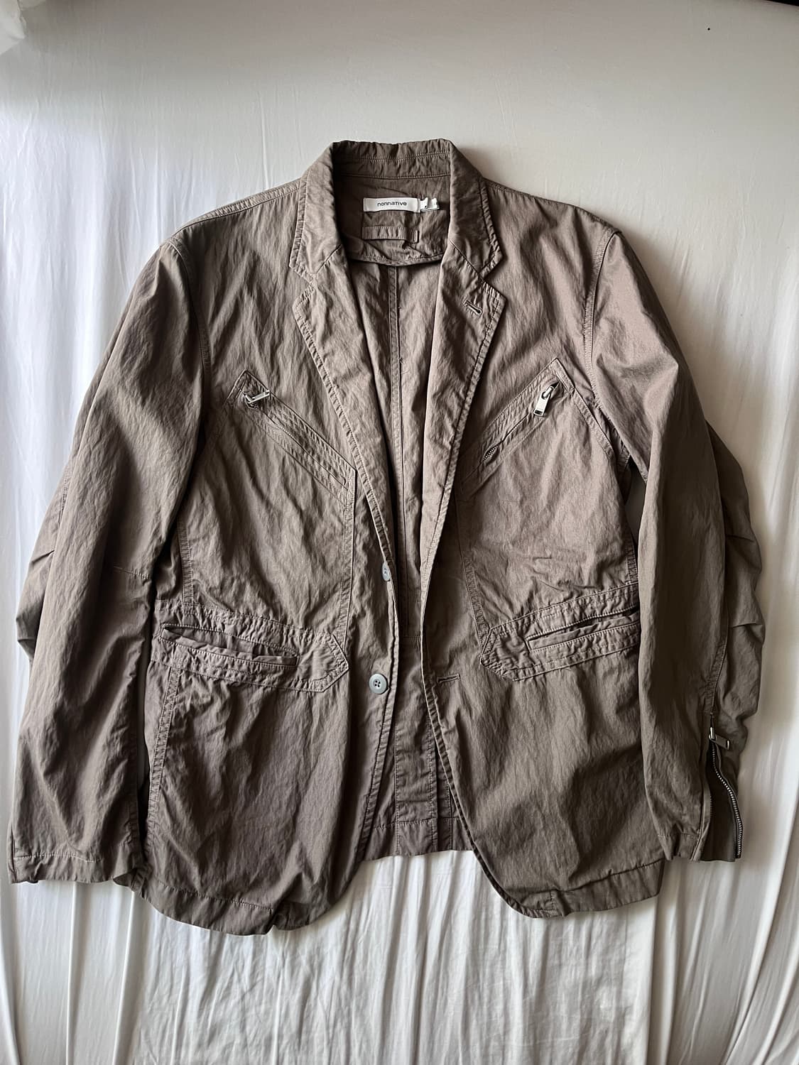 [1]논네이티브 nonnative 트루퍼 자켓 스톤 컬러 상품이미지1