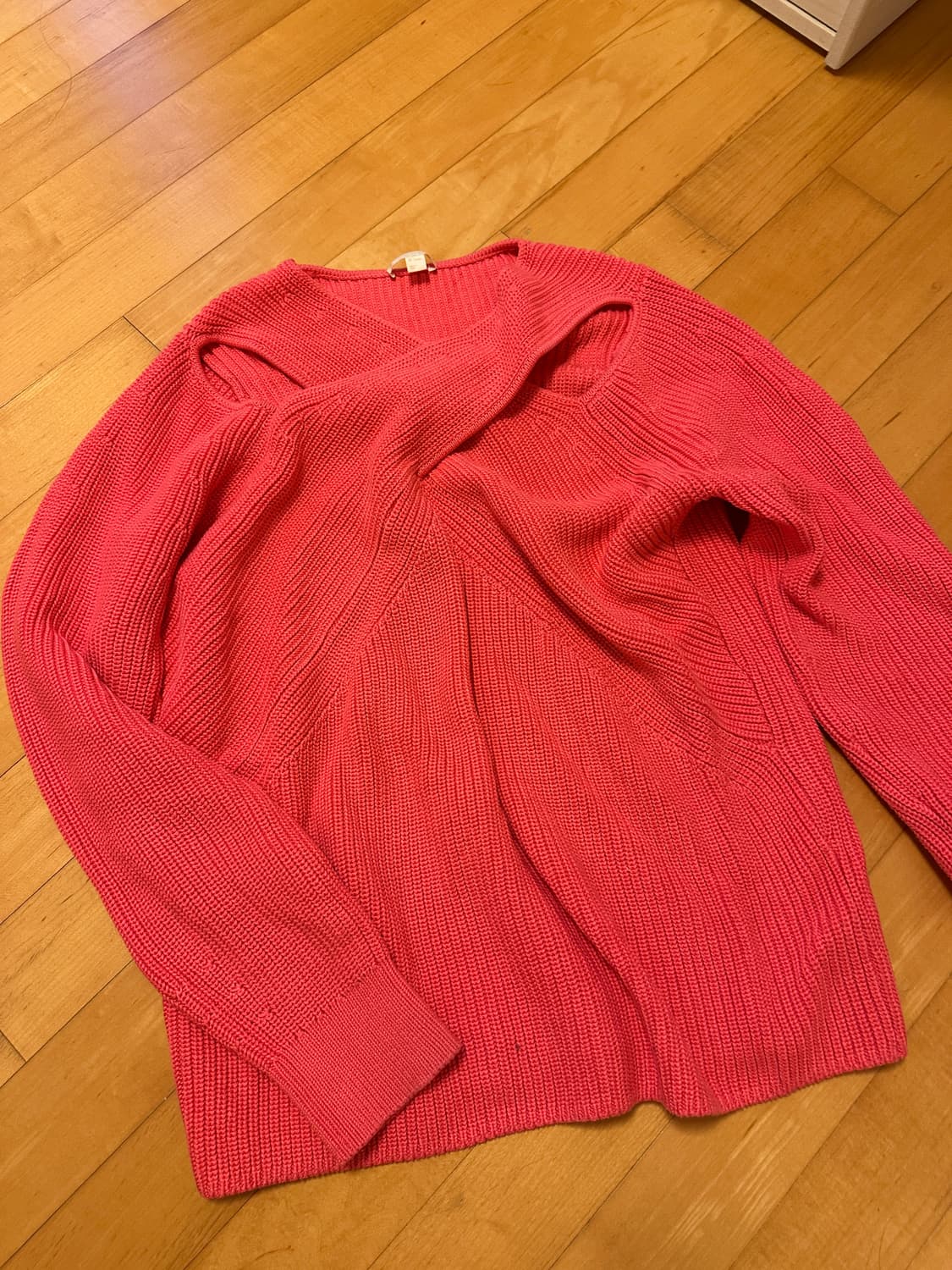 코스 컷아웃 꼬임니트 핑크 S 상품이미지3