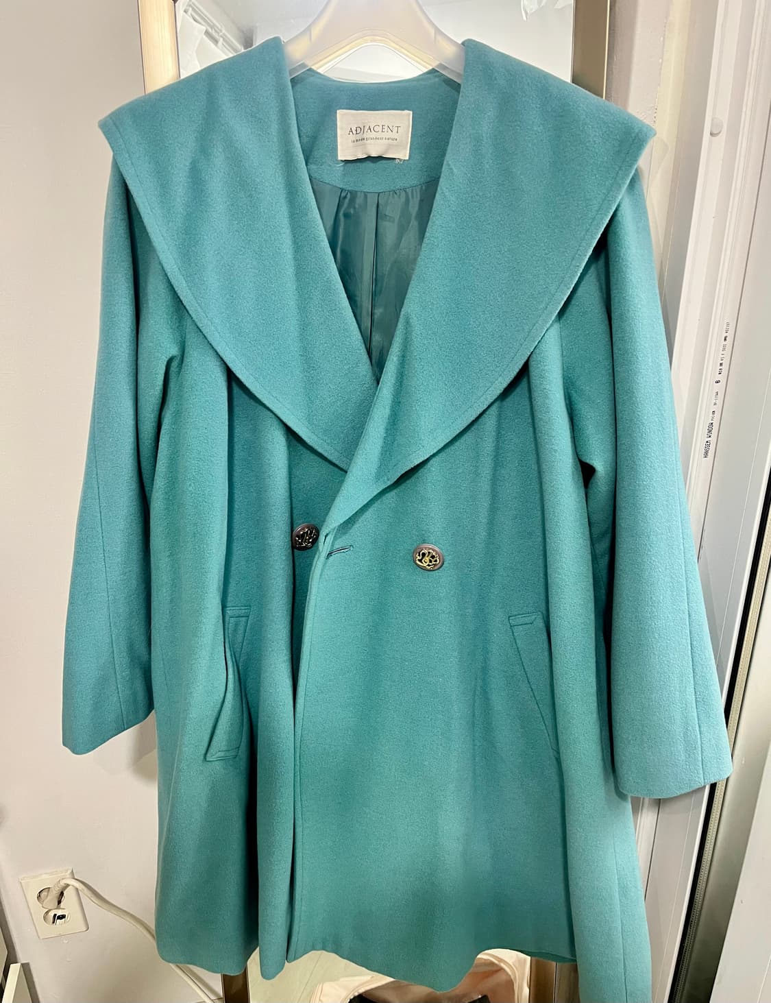 민트색 빈티지 코트 상품이미지1