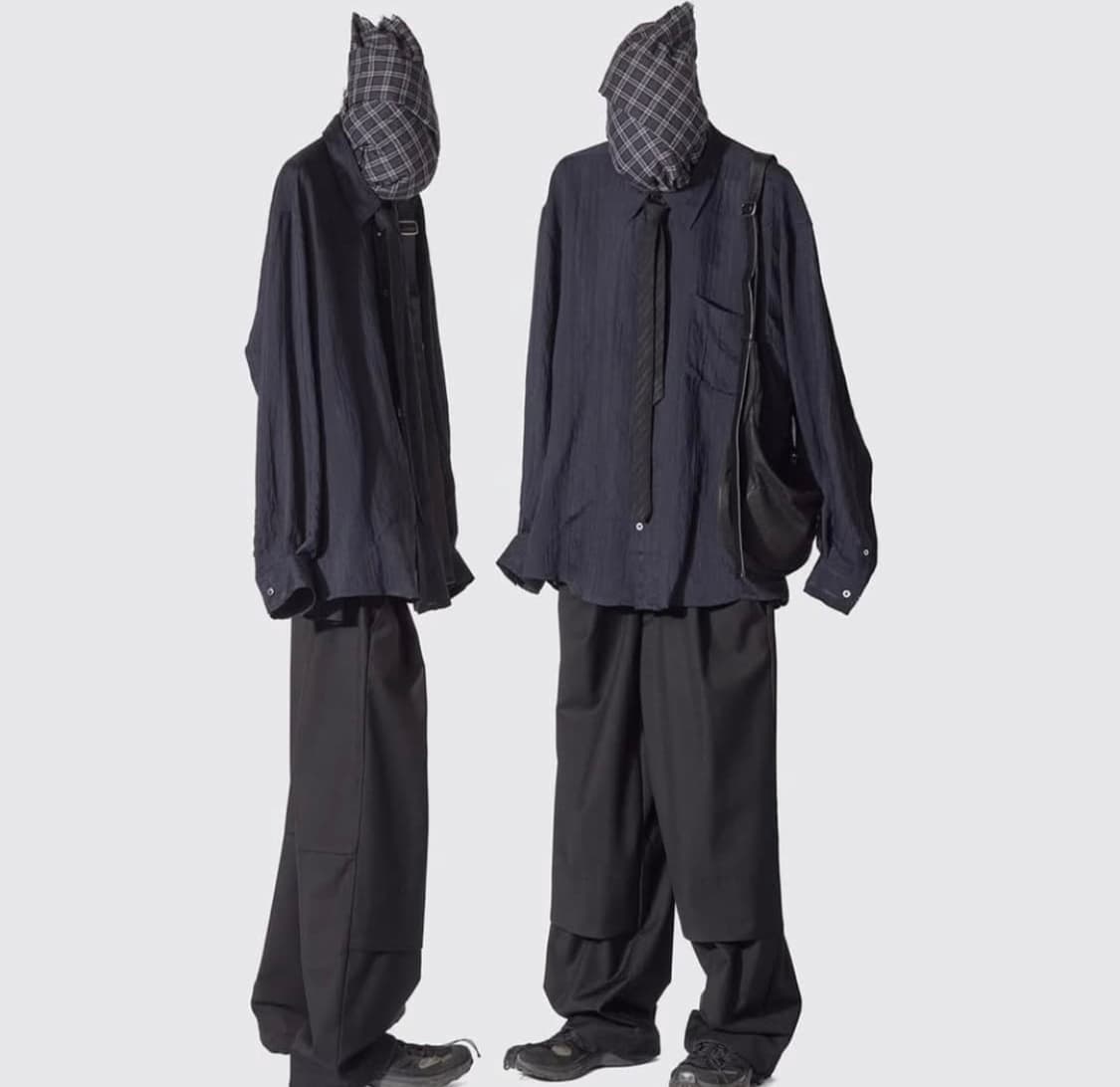 해칭룸 스트라이프 네이비 셔츠 상품이미지1