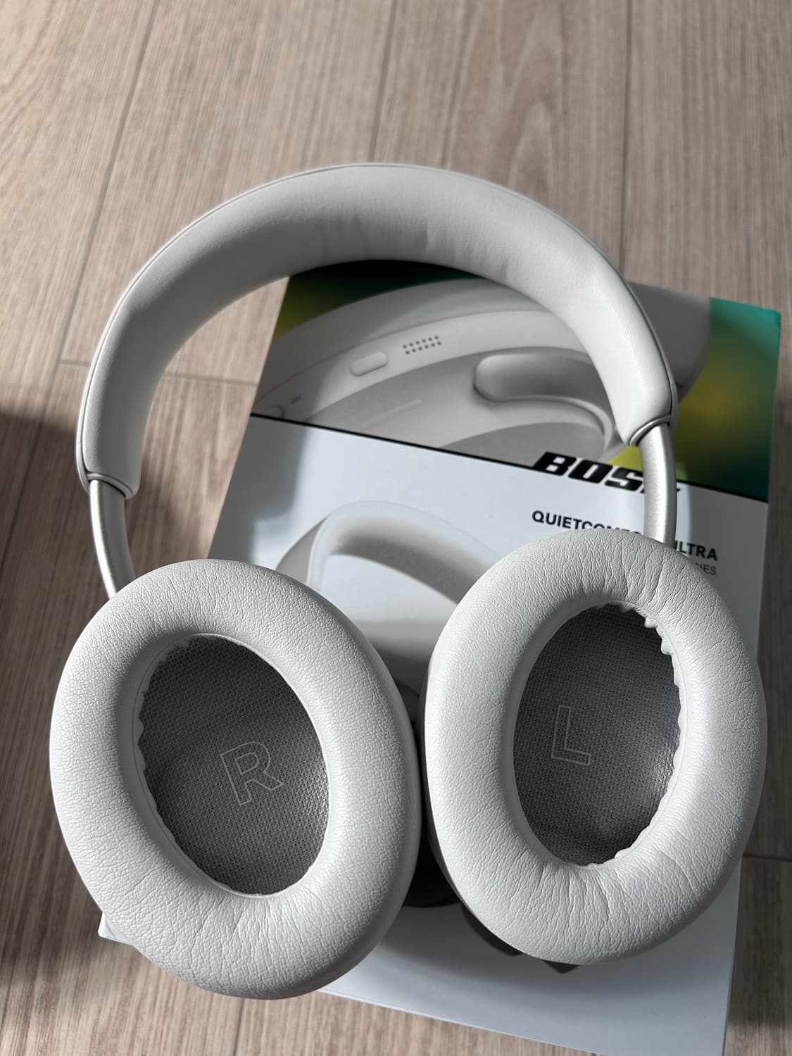 보스 QC 울트라 Ultra 헤드폰 화이트 스모크 풀박스 상품이미지4