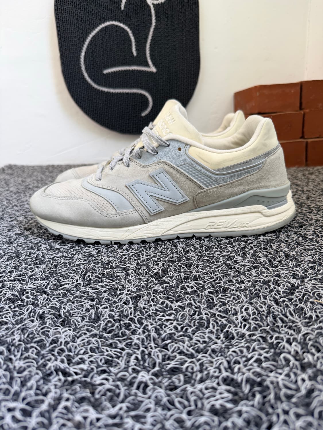 뉴발란스 997.5 그레이 스웨이드 (ML997HBF) - 270mm 상품이미지2