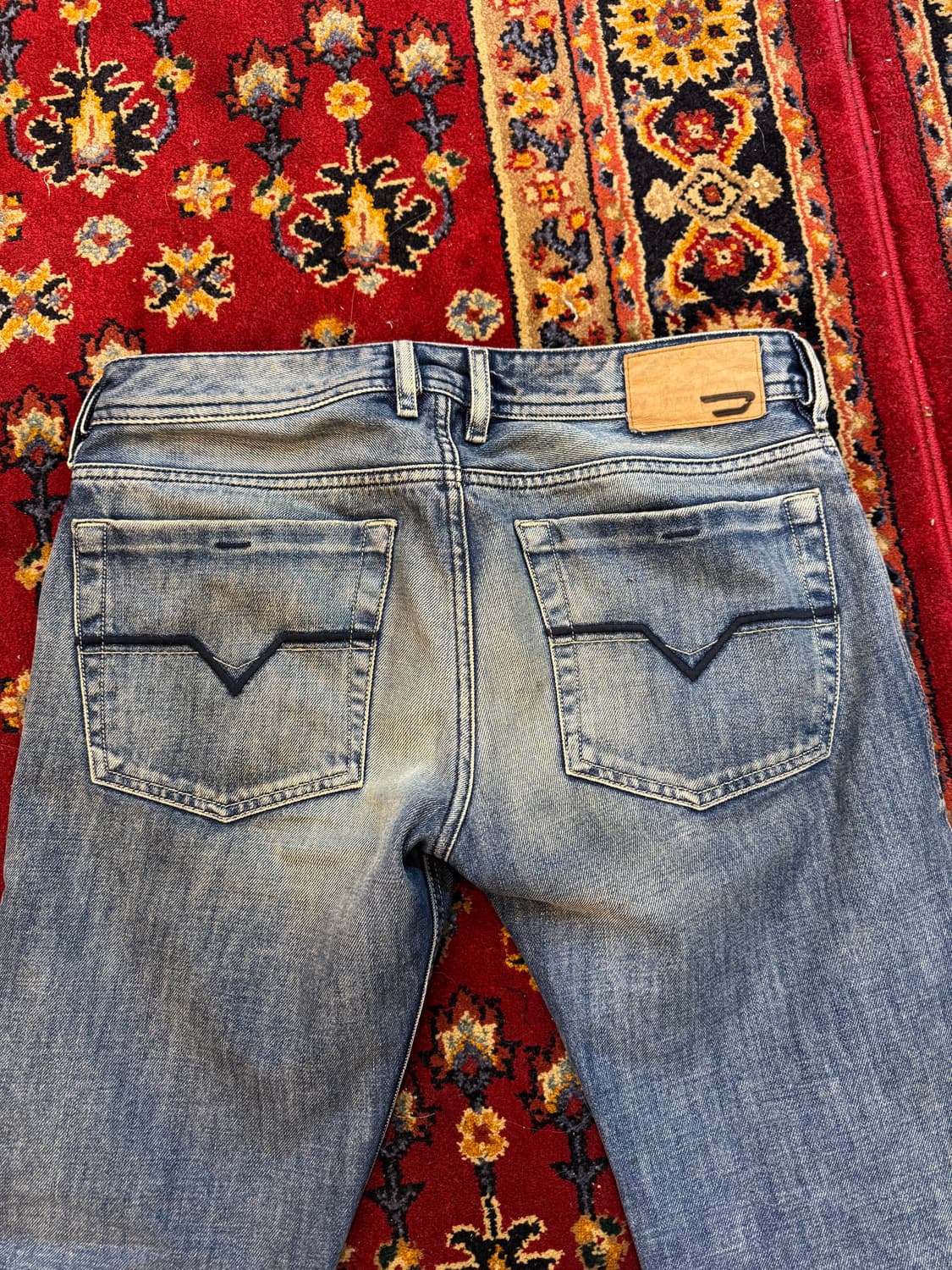 디젤 자탄 워싱 부츠컷 데님 팬츠 31in 상품이미지9