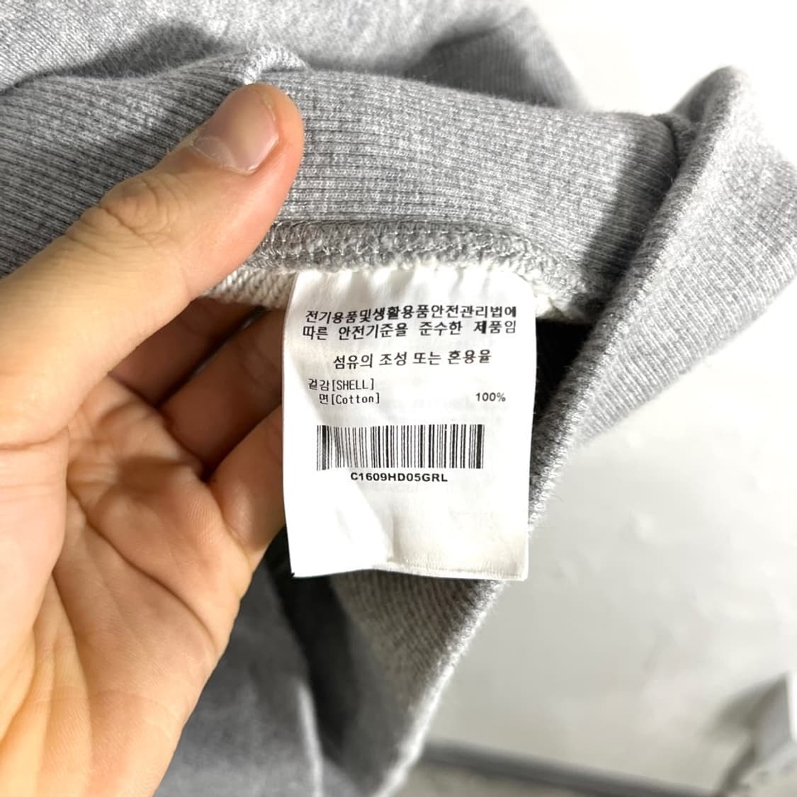 커버낫 패치로고 후드티 상품이미지4