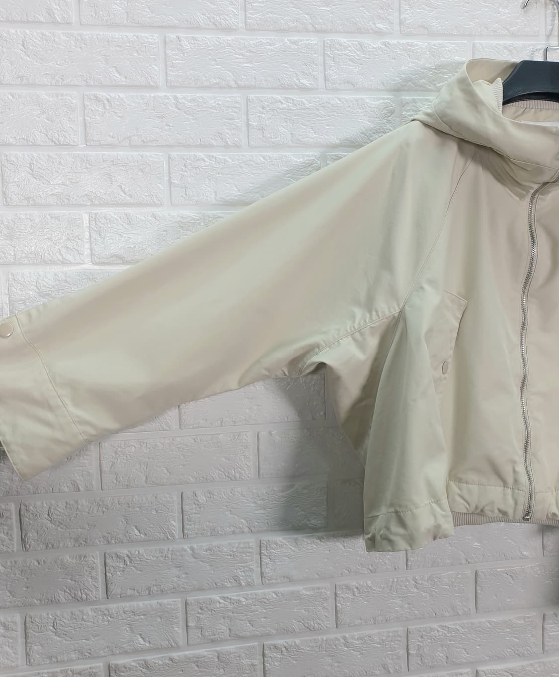 [55-66]자라 크롭 후드 점퍼 상품이미지6