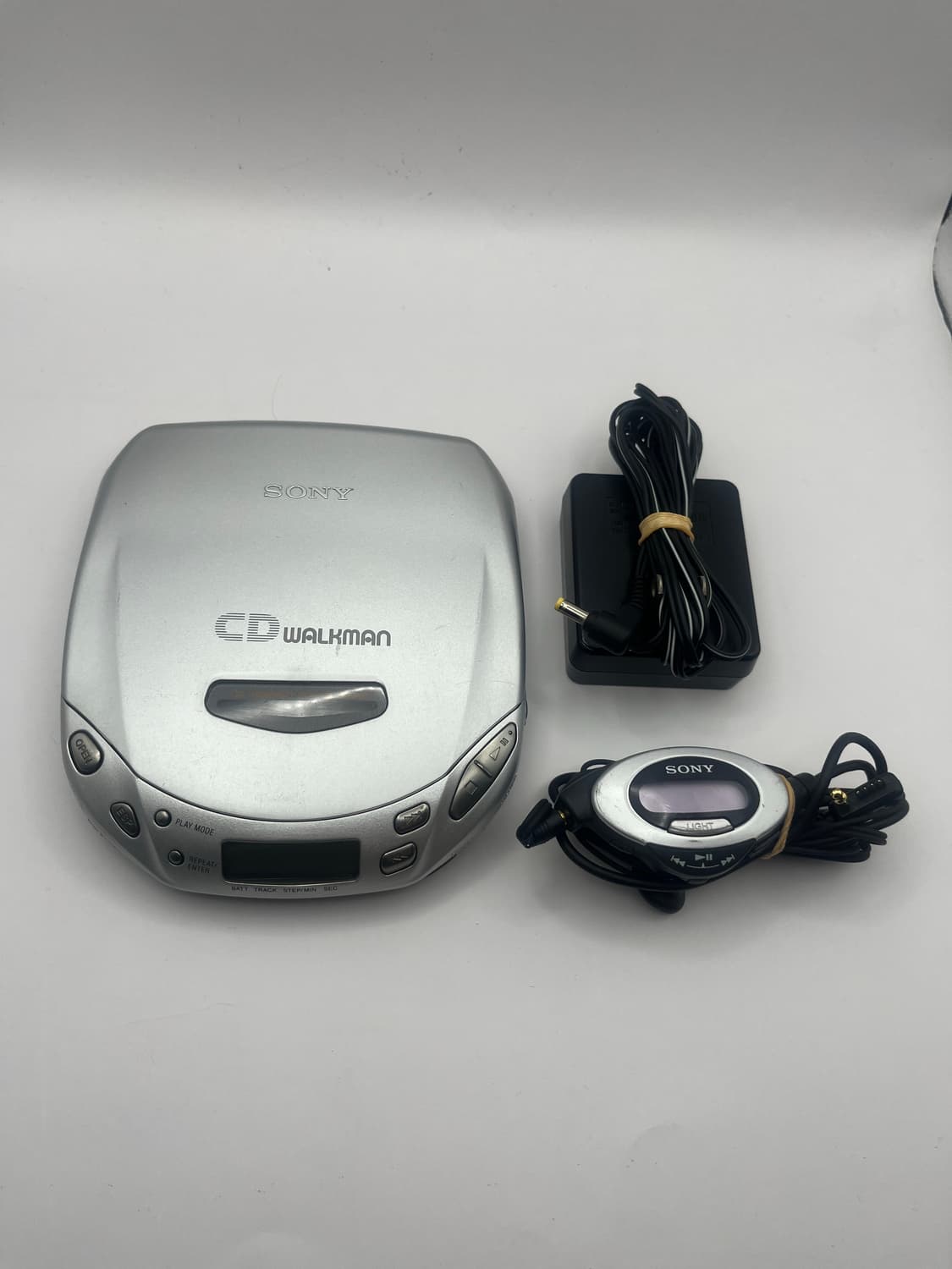 Sony CD player Walkman D-E404 (릴리슈슈 에디션) 상품이미지2