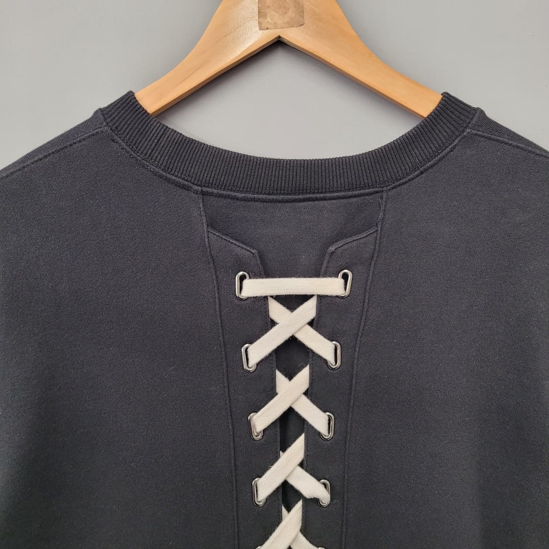 Dbydgnak 디그낙 레이스업 스웻 티셔츠  상품이미지3