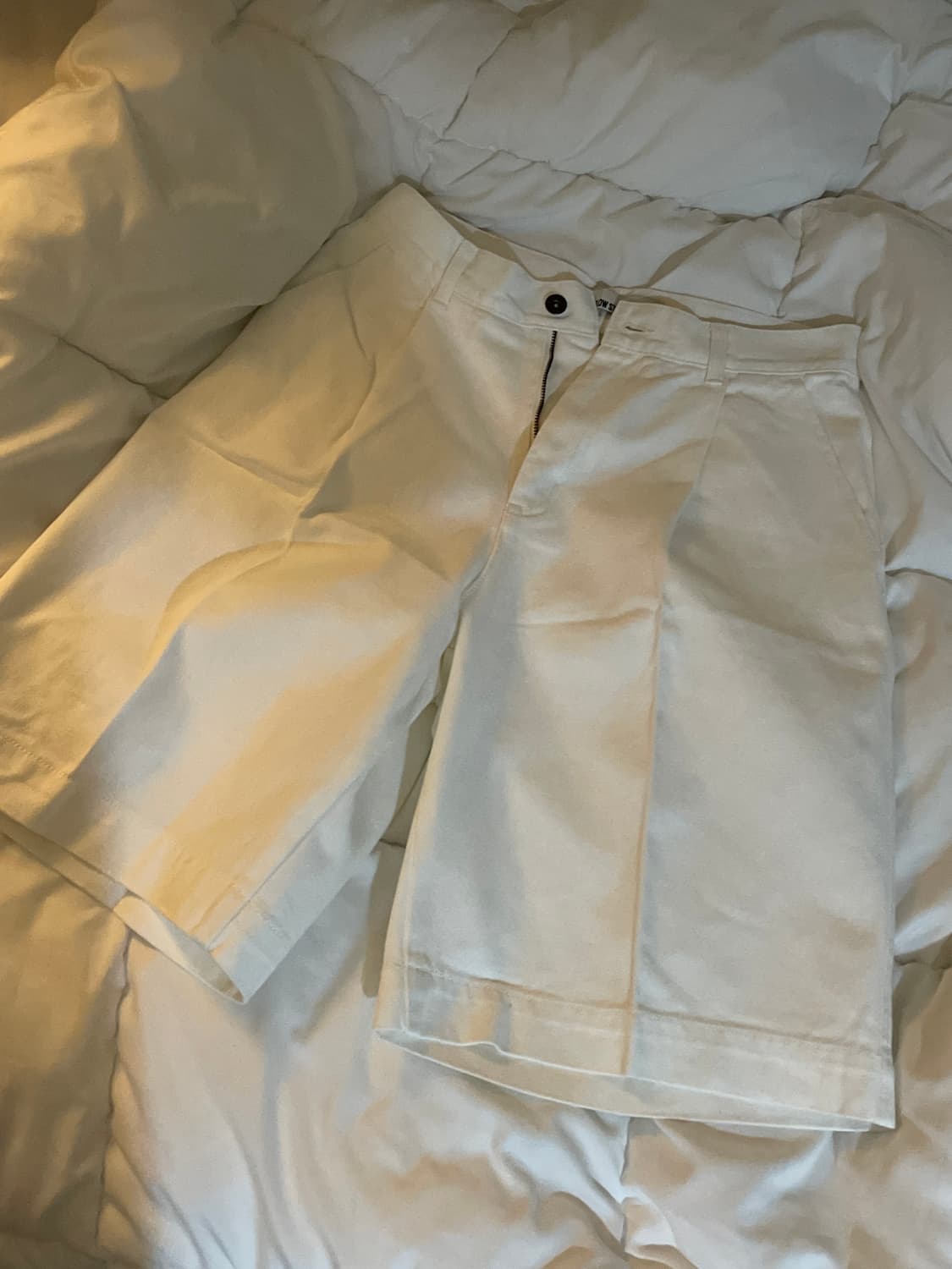 비슬로우 스탠다드 반바지 상품이미지1