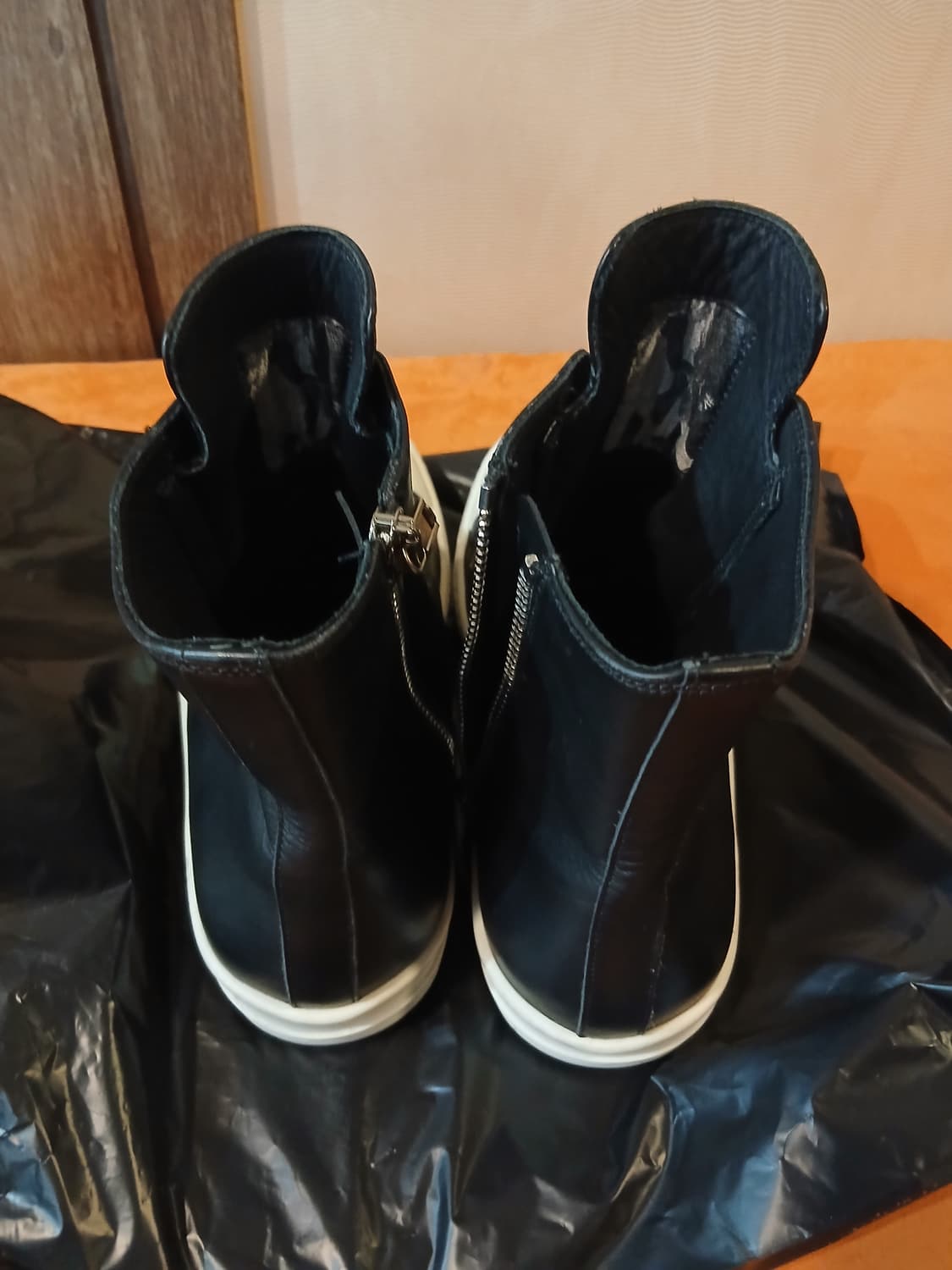 릭오웬스 라몬즈 하이 팝니다. 상품이미지2