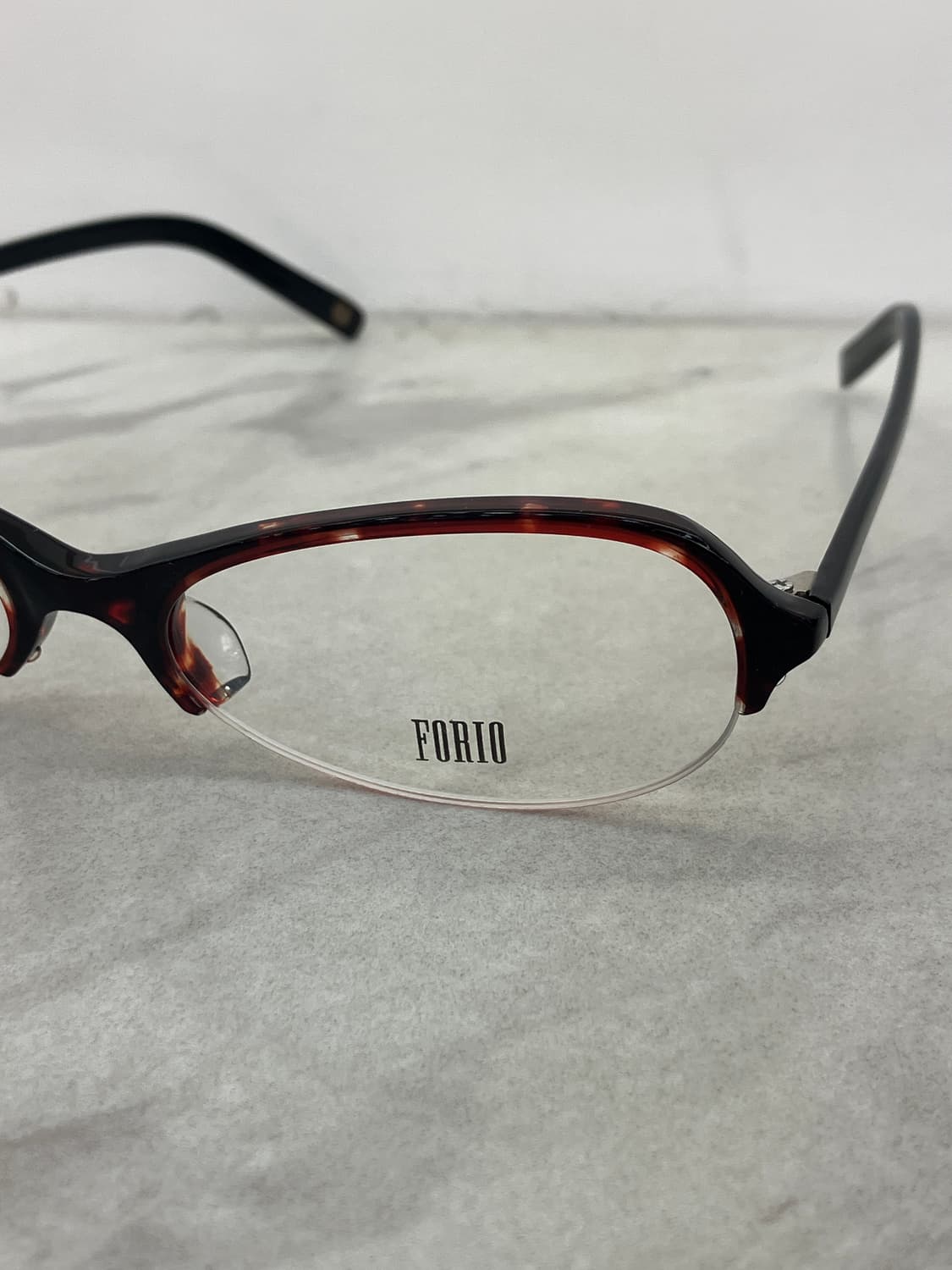 포리오 Forio 브라운 오벌 반무테 안경 상품이미지6