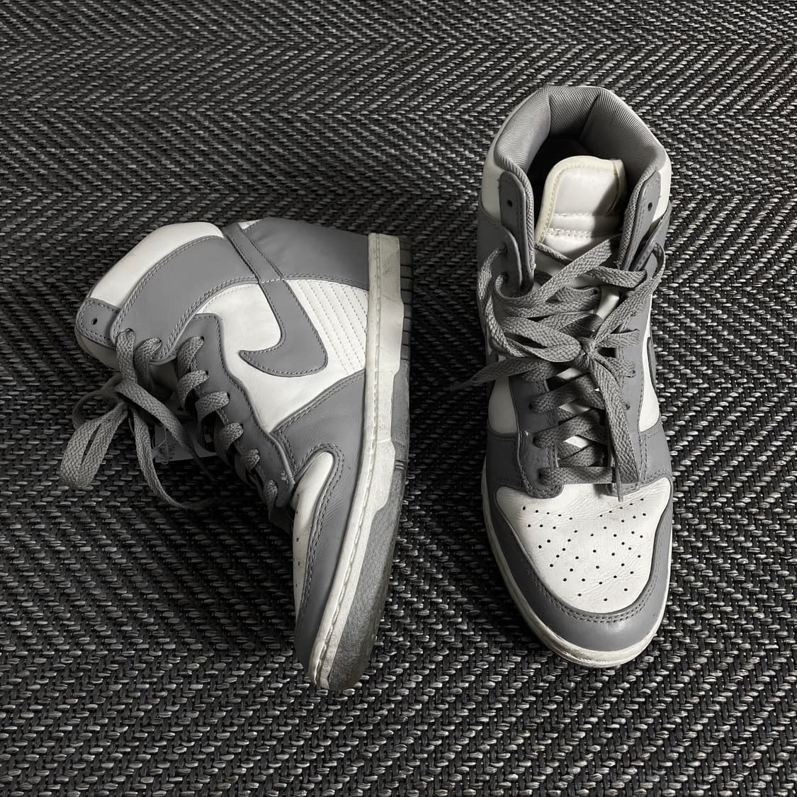 나이키 덩크 하이 레트로 화이트 플래티넘o 3029 상품이미지2