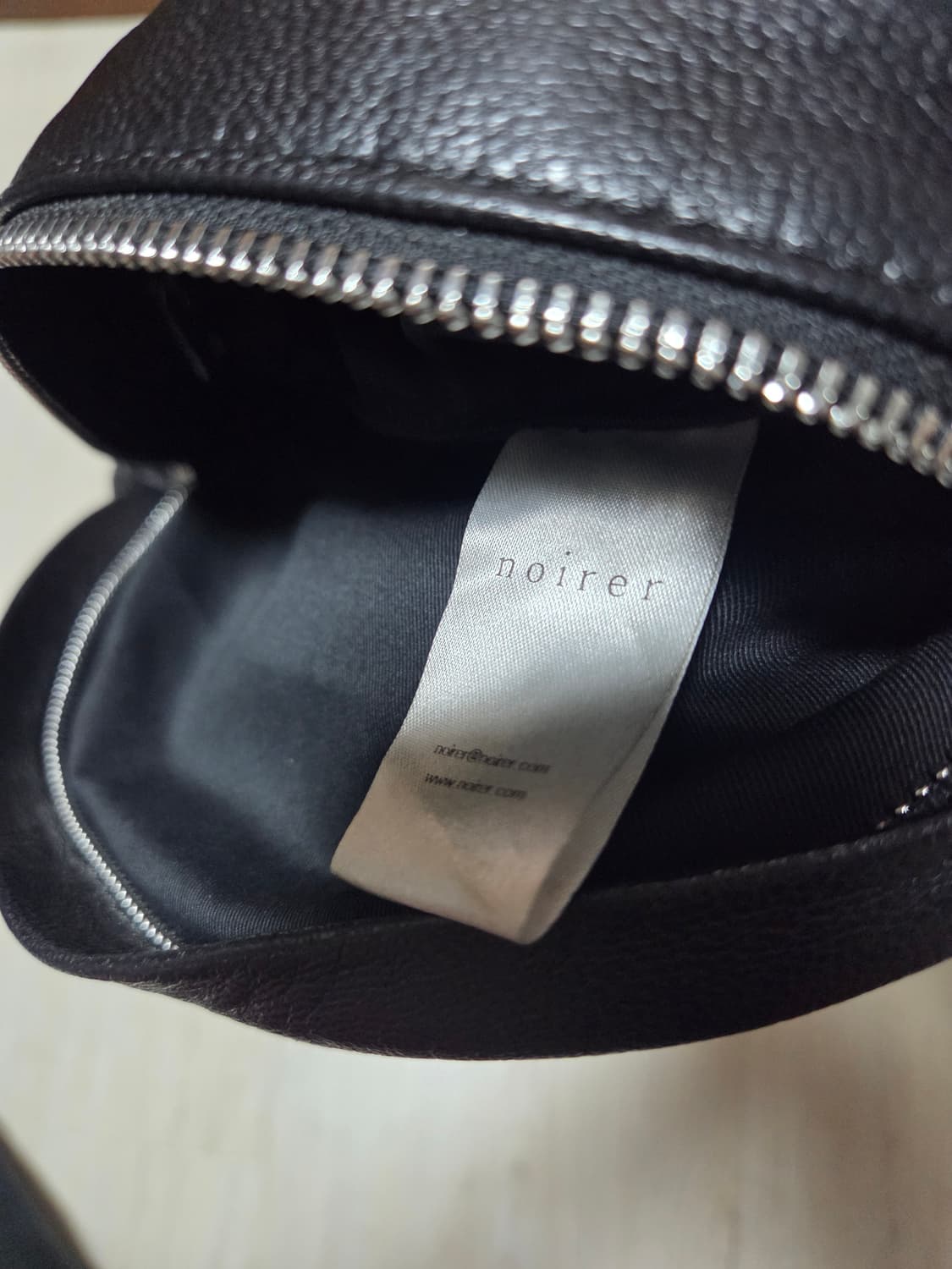 노이어 레더 럼백 블랙(양가죽) 상품이미지7