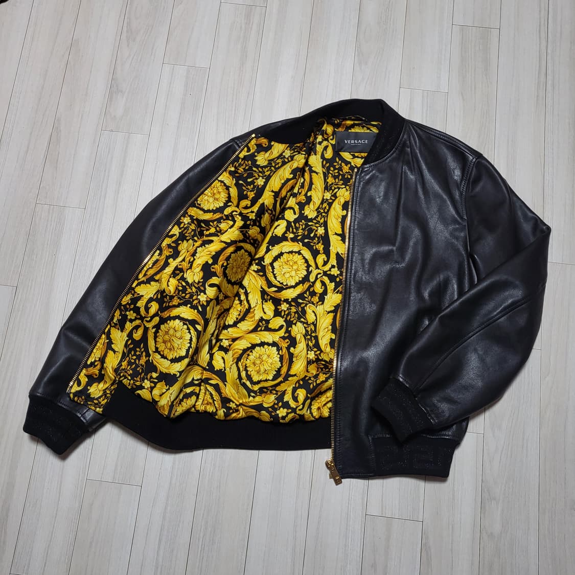 (48) 22FW 베르사체 그레카 레더자켓 Versace 가죽자켓 상품이미지3