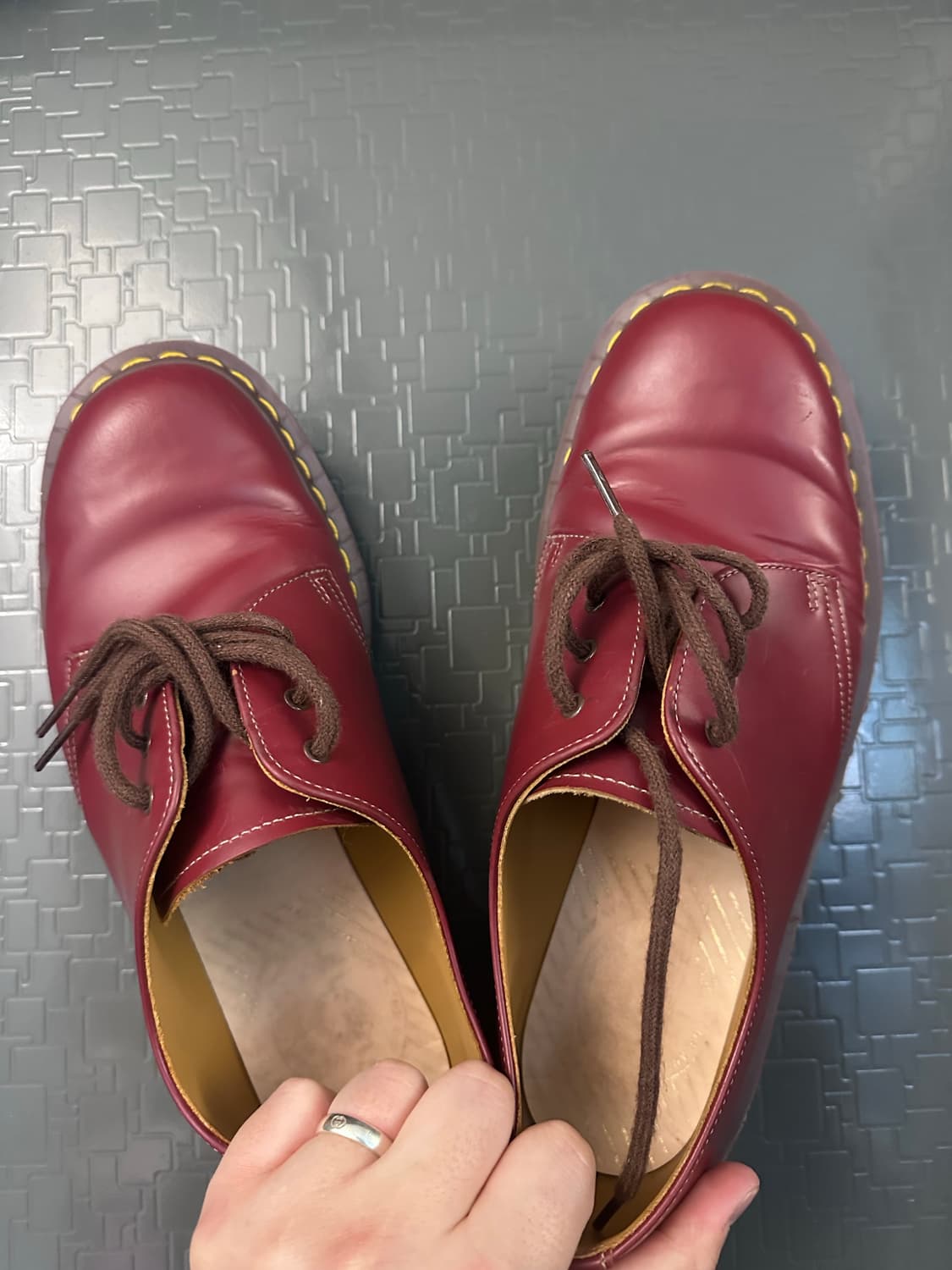 닥터마틴 쾰른 MIE UK 8사이즈 레드 상품이미지1