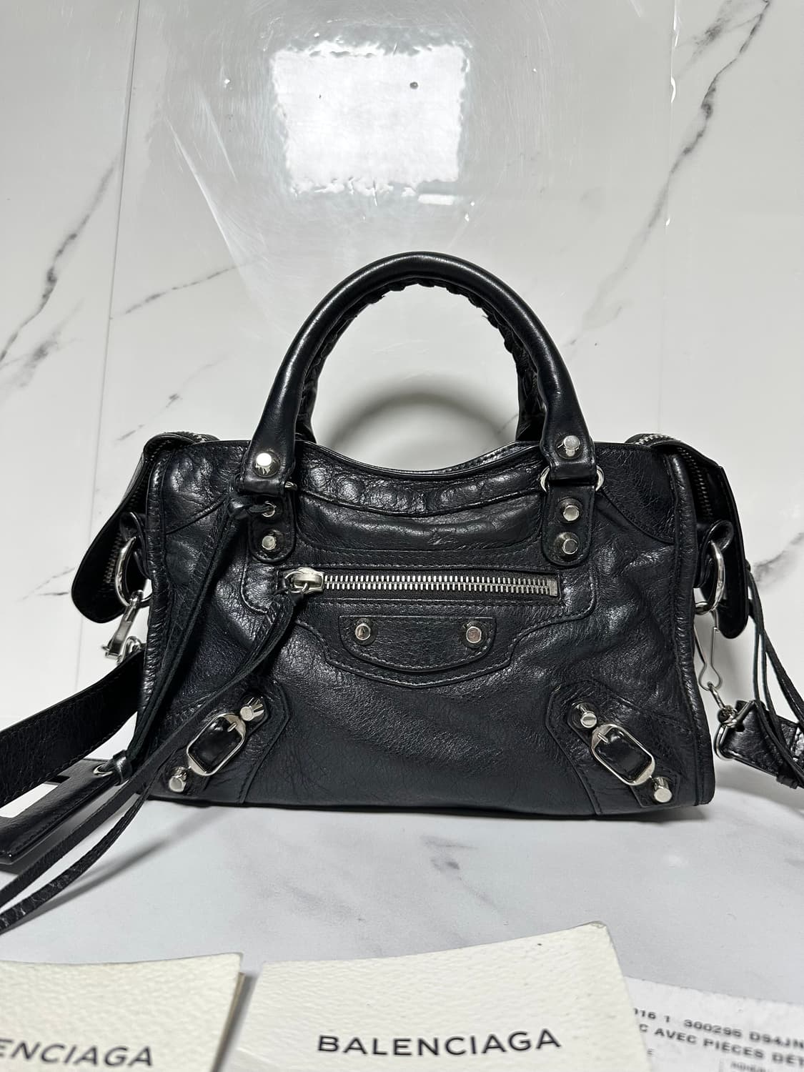 [A+ 정품] 발렌시아가 시티 모터백 미니 블랙 상품이미지2