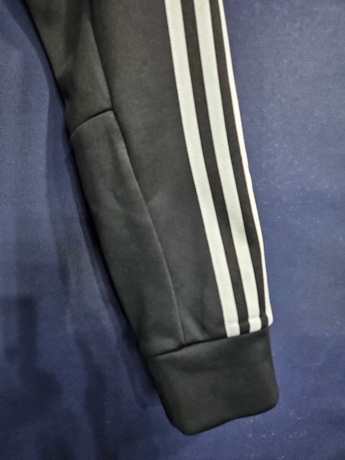 아디다스 삼선 블랙컬러 남성 슬림핏 105 기모 져지 상품이미지5