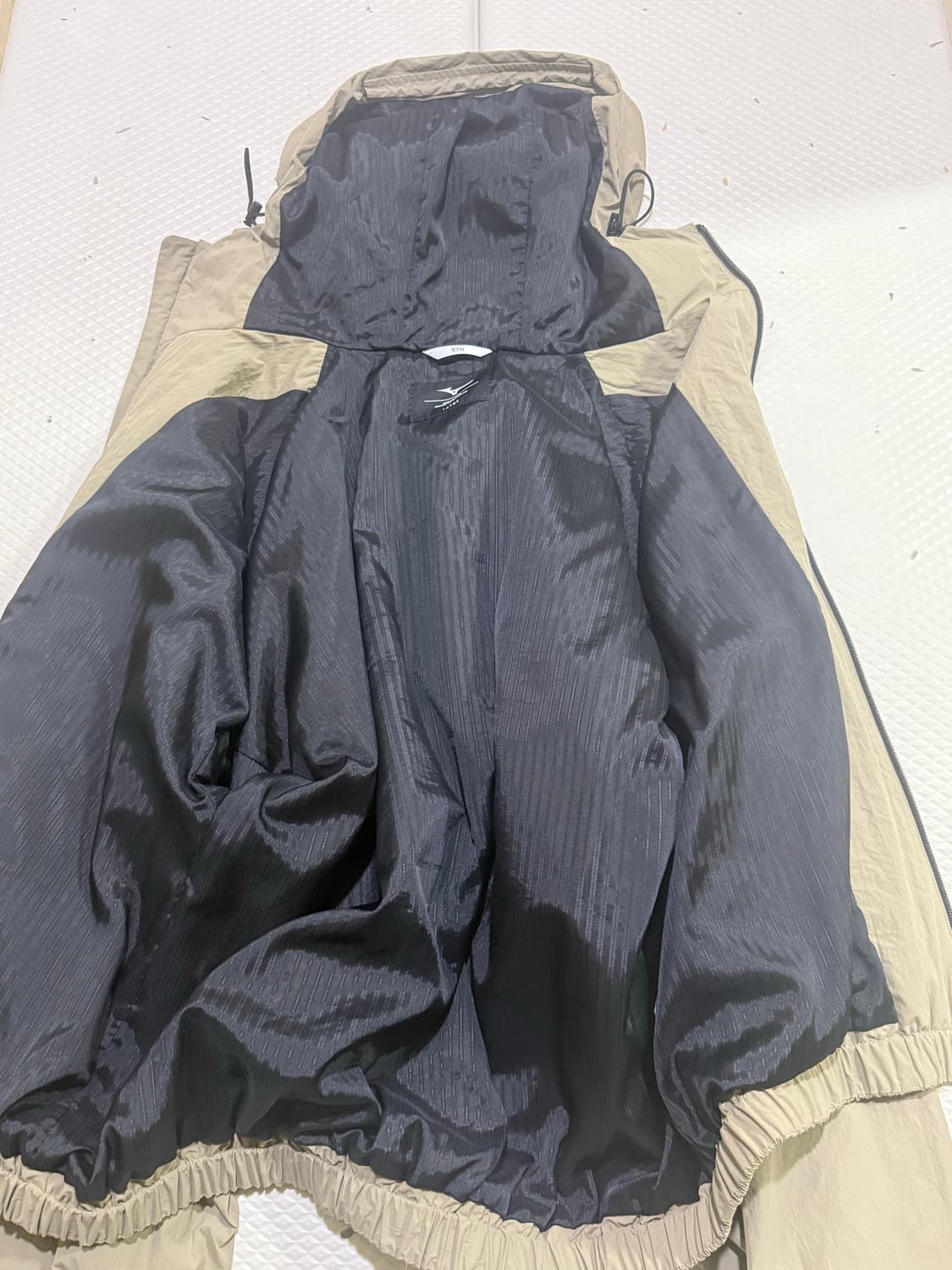 미즈노 x STU 바람막이 L사이즈 상품이미지3