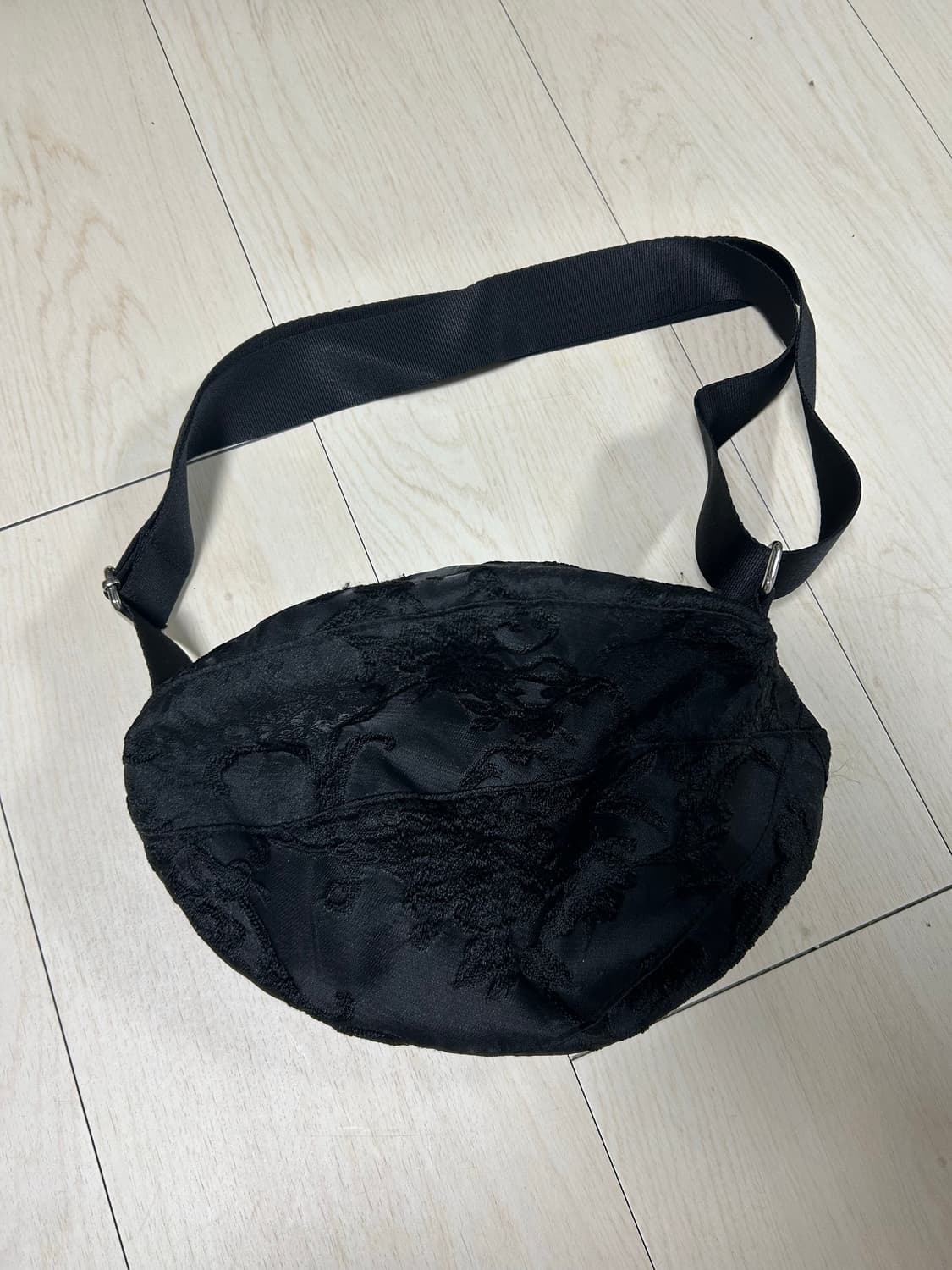 콜로신스 자카드 펌킨백 블랙 상품이미지2