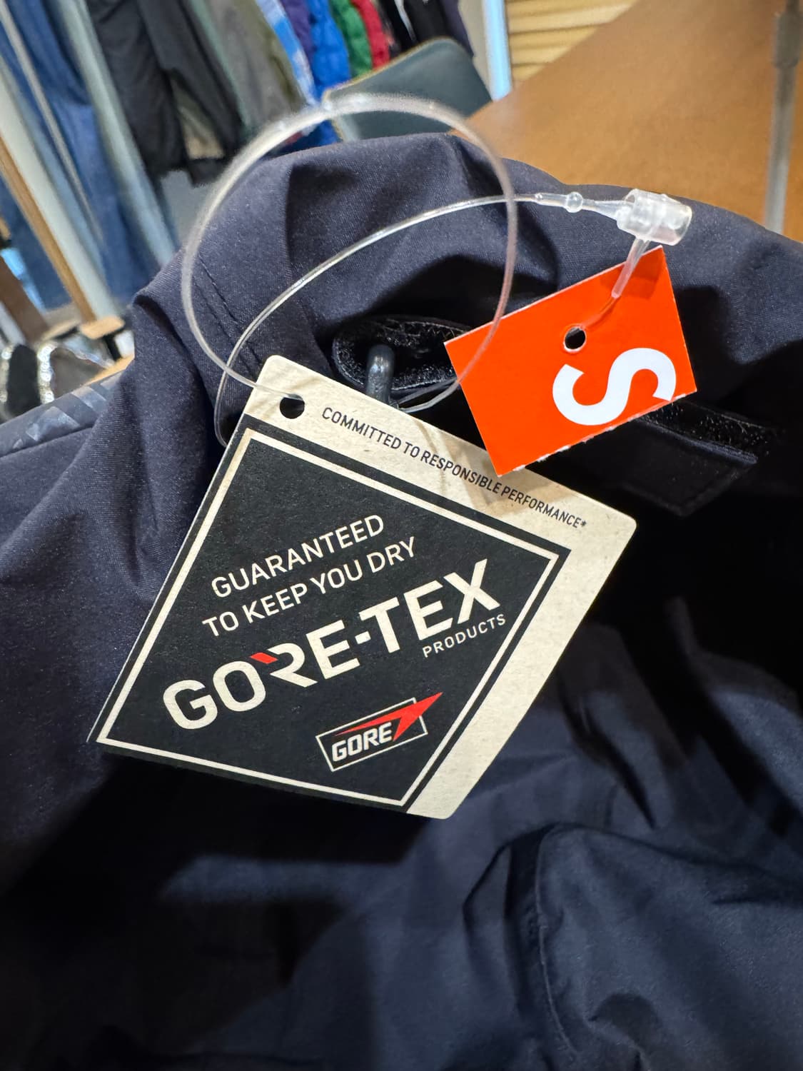 [S-M] 슈프림 고어텍스 이어플립 캡 블랙 24FW 상품이미지9