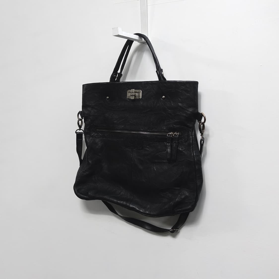 EDITION PARIS 메탈 버클 블랙 레더 빅 토트 숄더백 상품이미지3