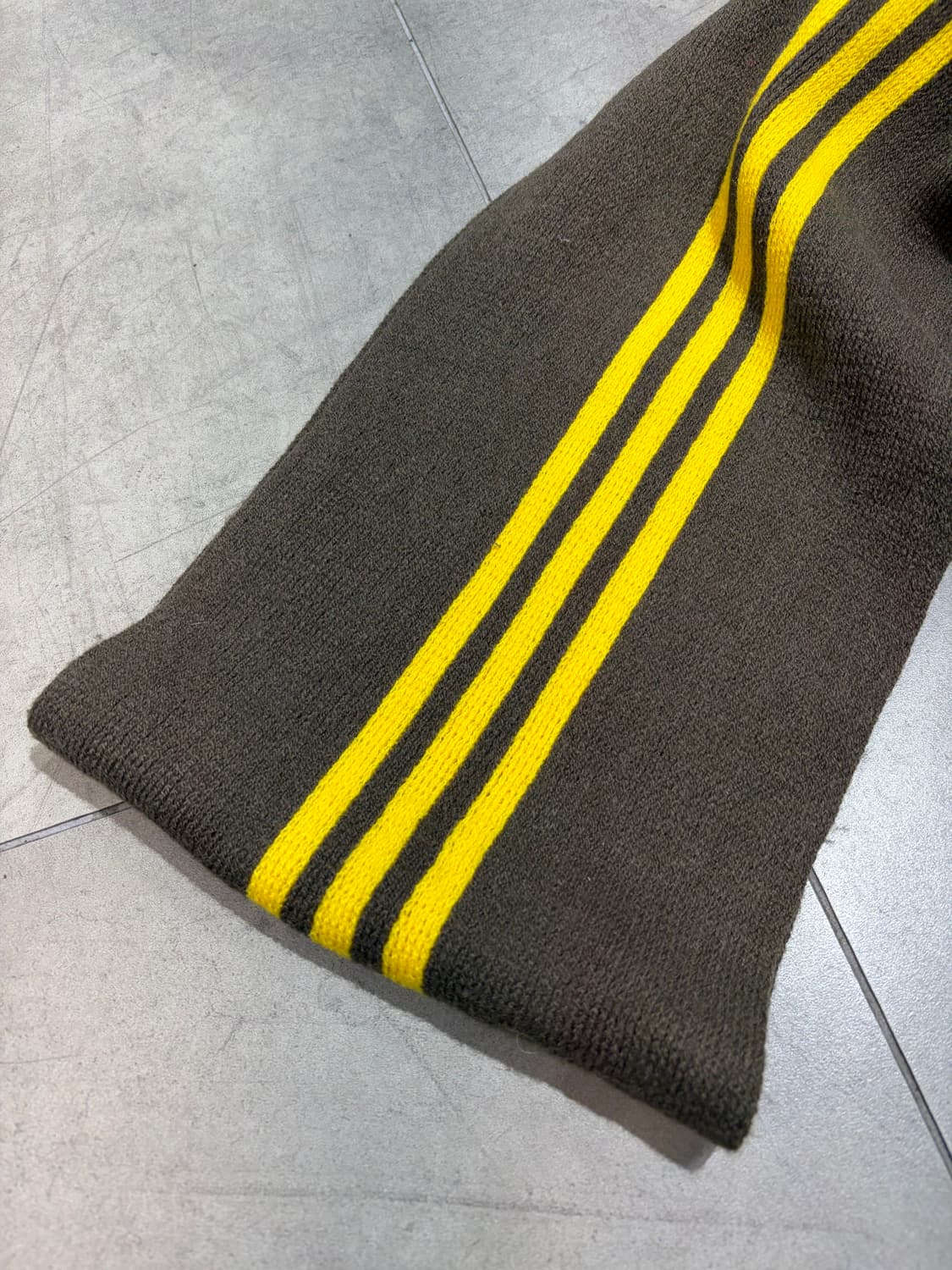 아디다스 초코 브라운 아크릴 머플러 상품이미지5