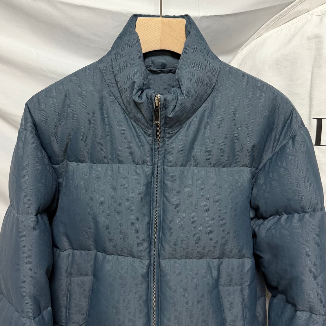 [S+급/46] 디올 오블리크 푸퍼 패딩 블루 풀구성 상품이미지2