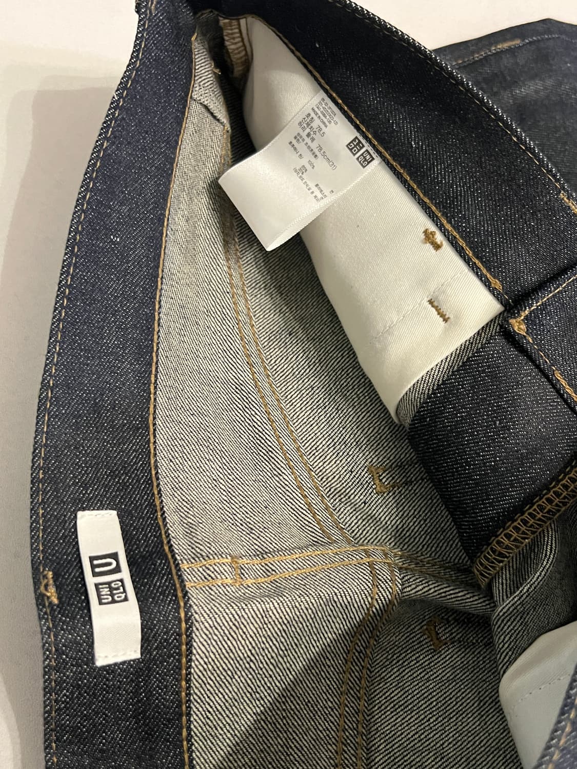 유니클로 U 레귤러피트진 샐비지 데님 31사이즈 상품이미지5