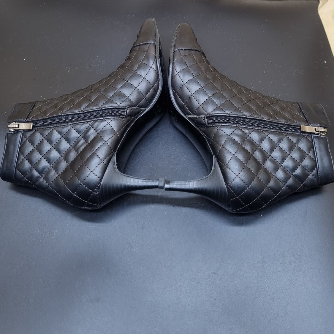 샤널 블랙 퀄팅 맹클 부츠38 240 굽7  상품이미지5