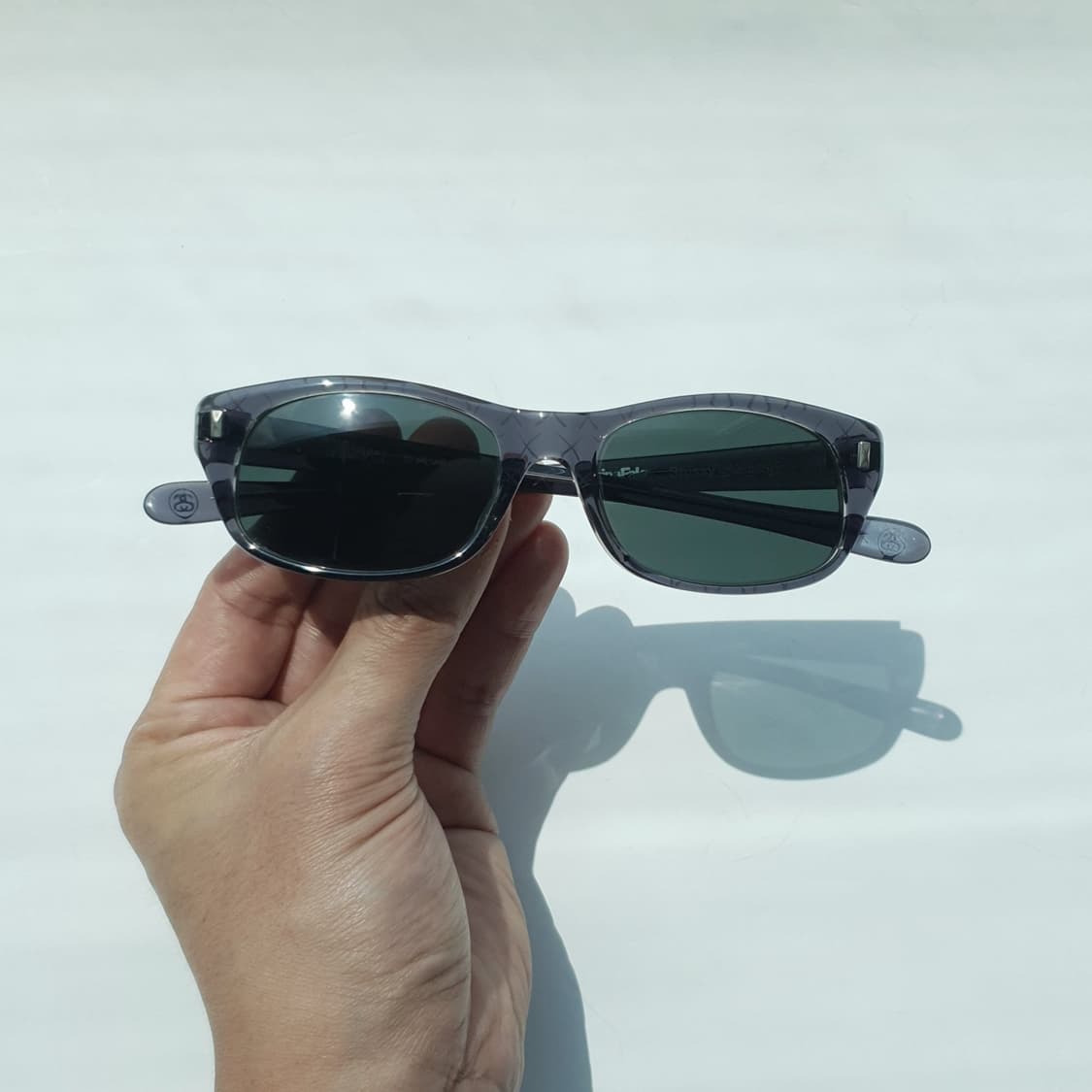 Stussy x Kaws Michael Sunglasses 상품이미지3