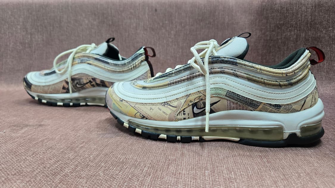 나이키 265mm- 에어맥스 97 뉴스페이퍼 신문 패턴 운동화   상품이미지4