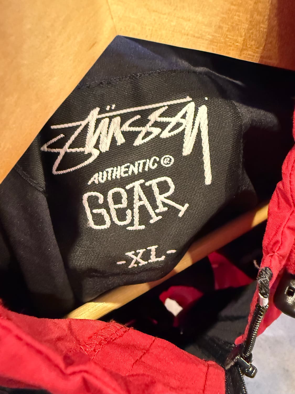 스투시 기어 검빨 배색 바람막이 상품이미지3