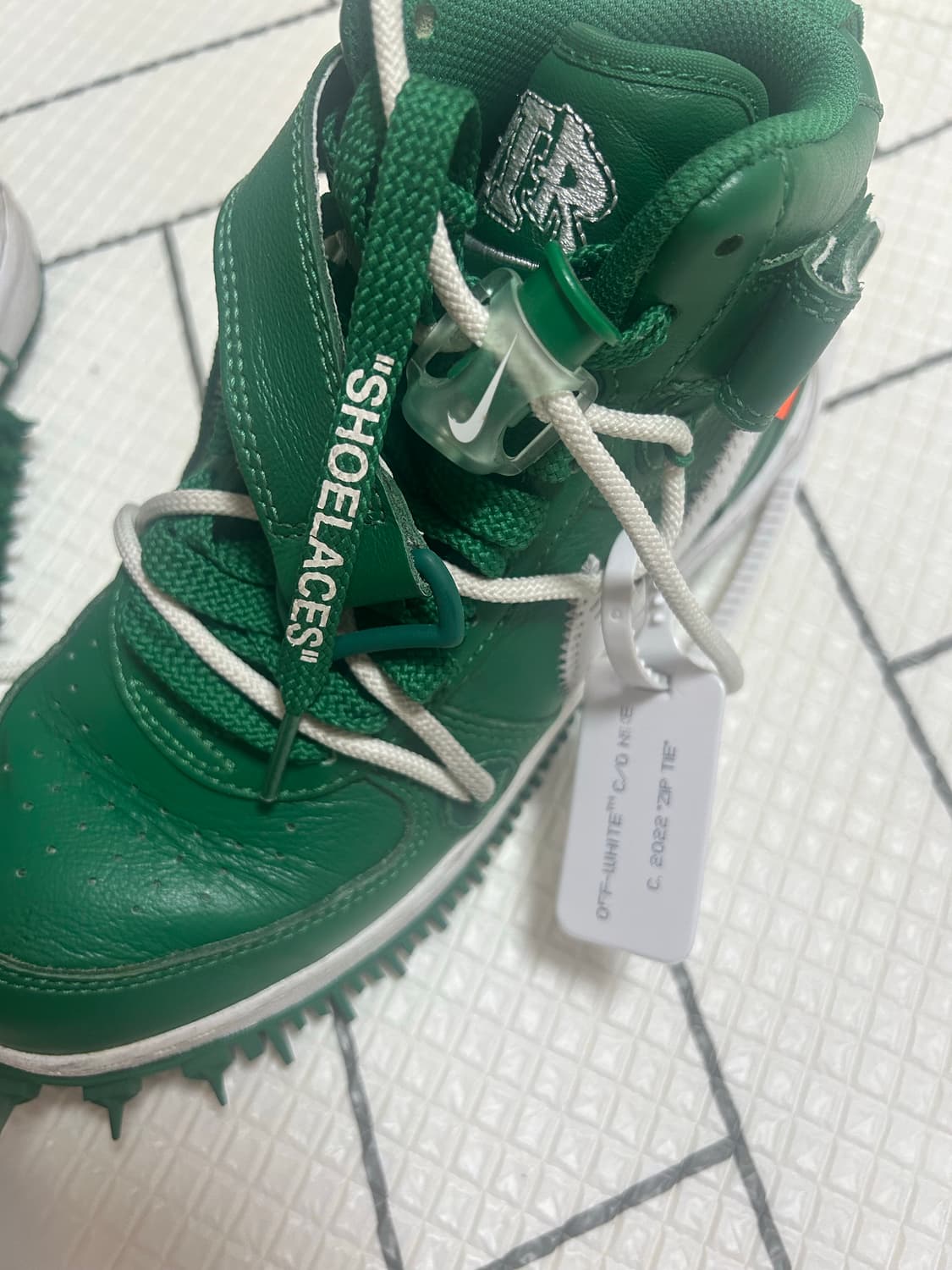 오프화이트 나이키 콜라보 상품이미지2